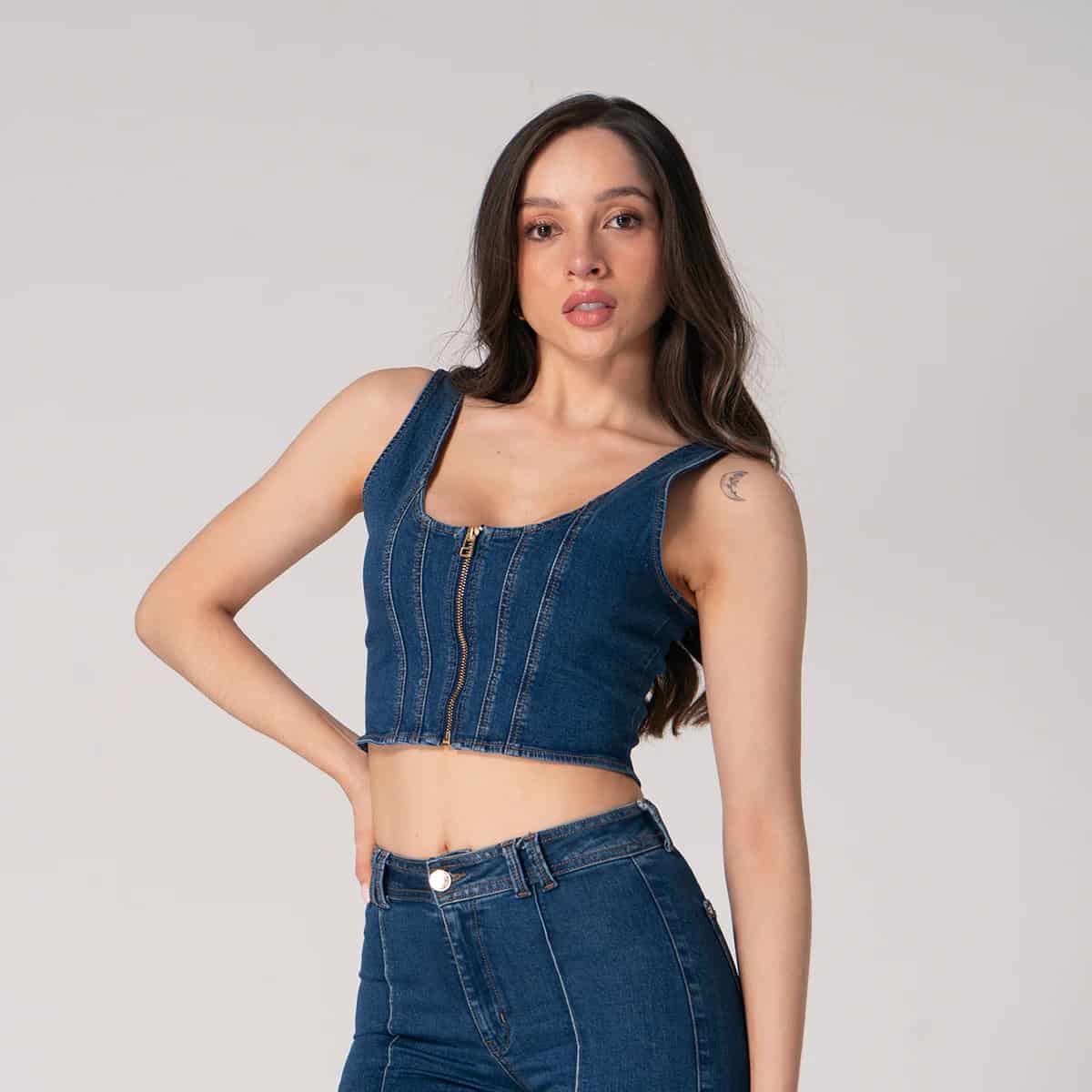 Blusa Crop Top Denim Slim Fava - miniatura 5