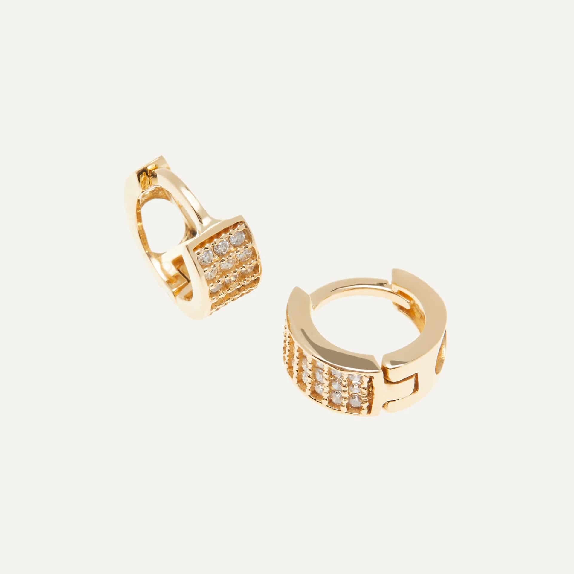 Arete Huggie Chubby tres lineas - miniatura 2
