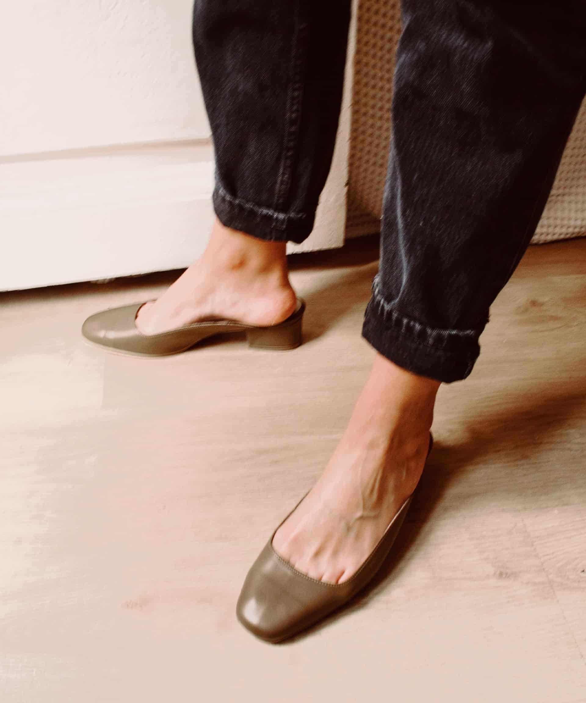 Classic Mule Sandals - Taupé - miniatura 1