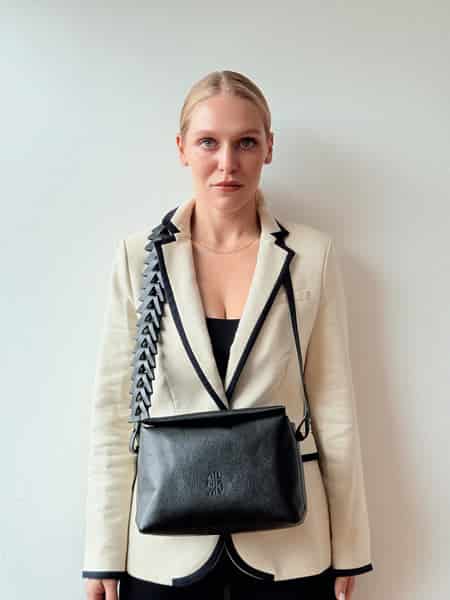 Ana Soft Hobo bag negra - miniatura 3