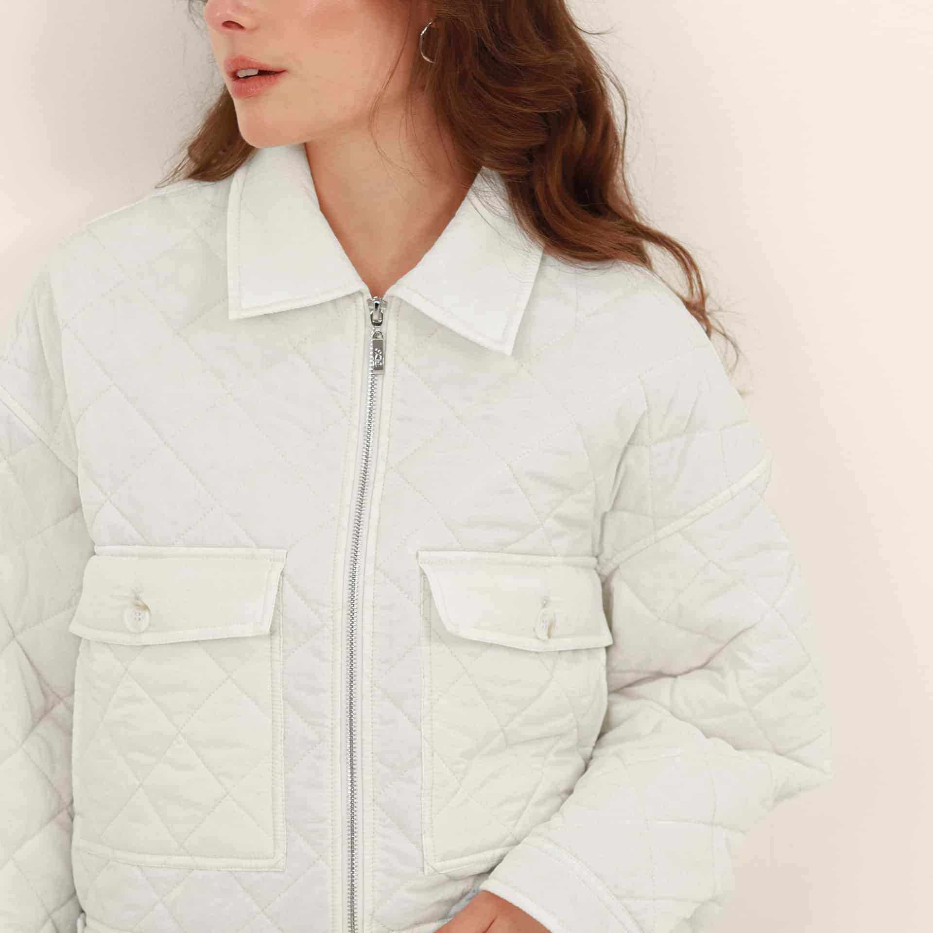 Chaqueta acolchada crop - miniatura 11