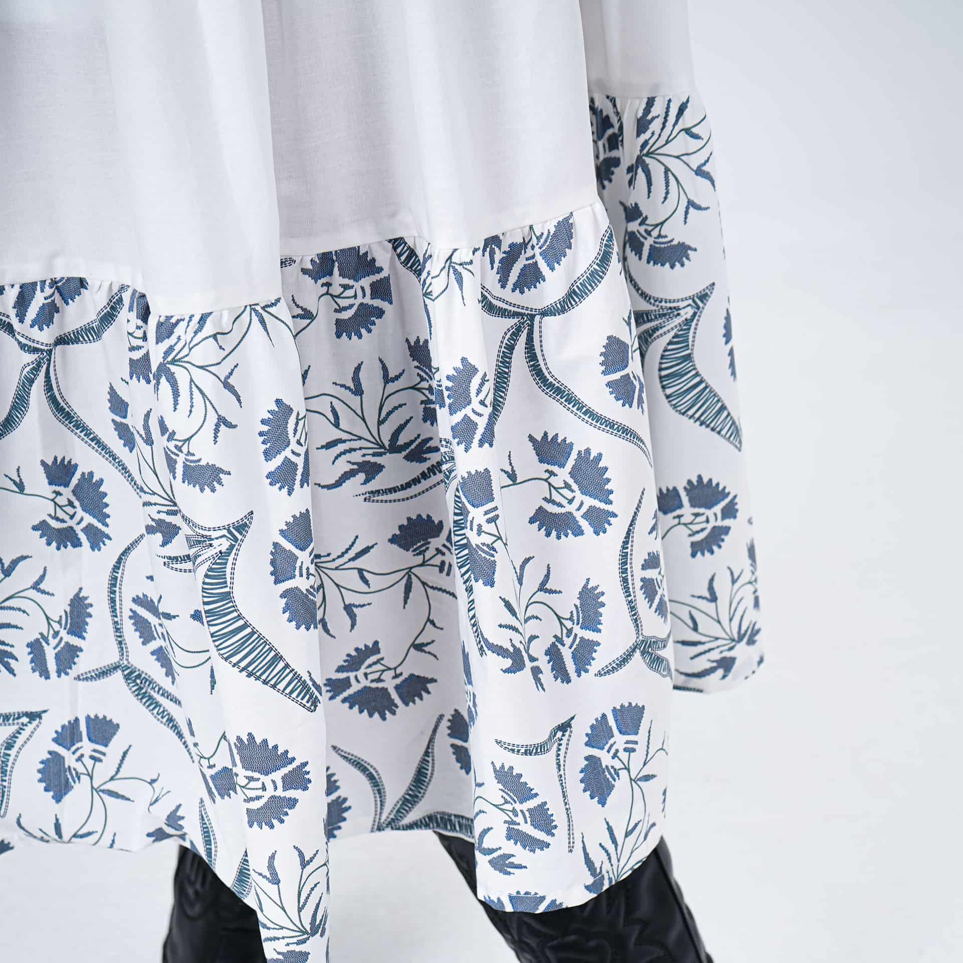 Falda larga silueta en a con estampado flores - miniatura 3