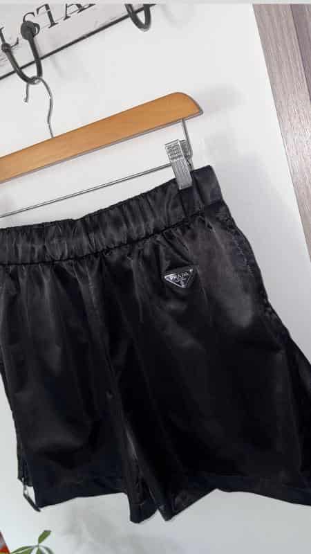 SHORT PRADA NEGRO CIERRE - miniatura 2