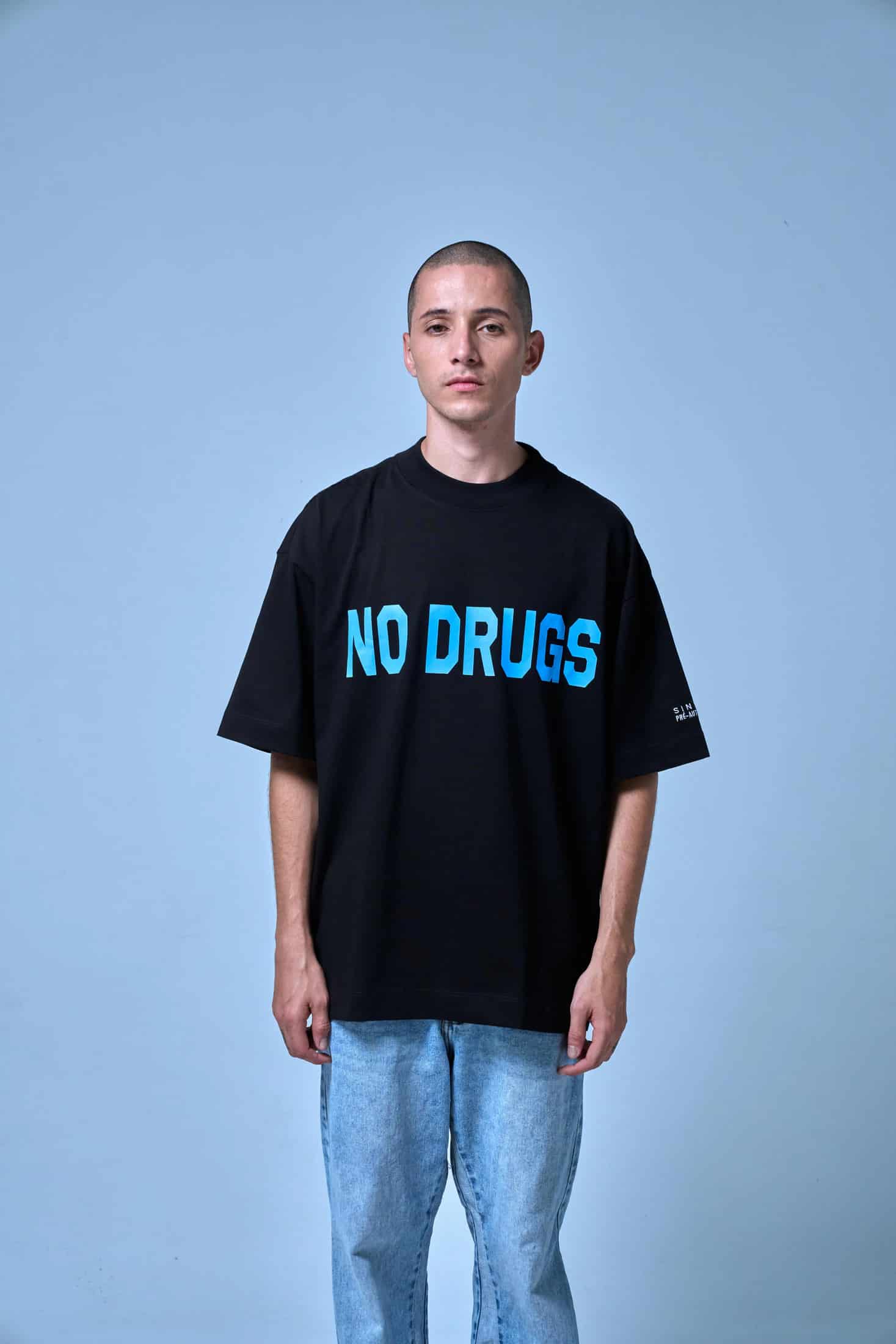 NO DRUGS BLACK T-SHIRT - miniatura 6
