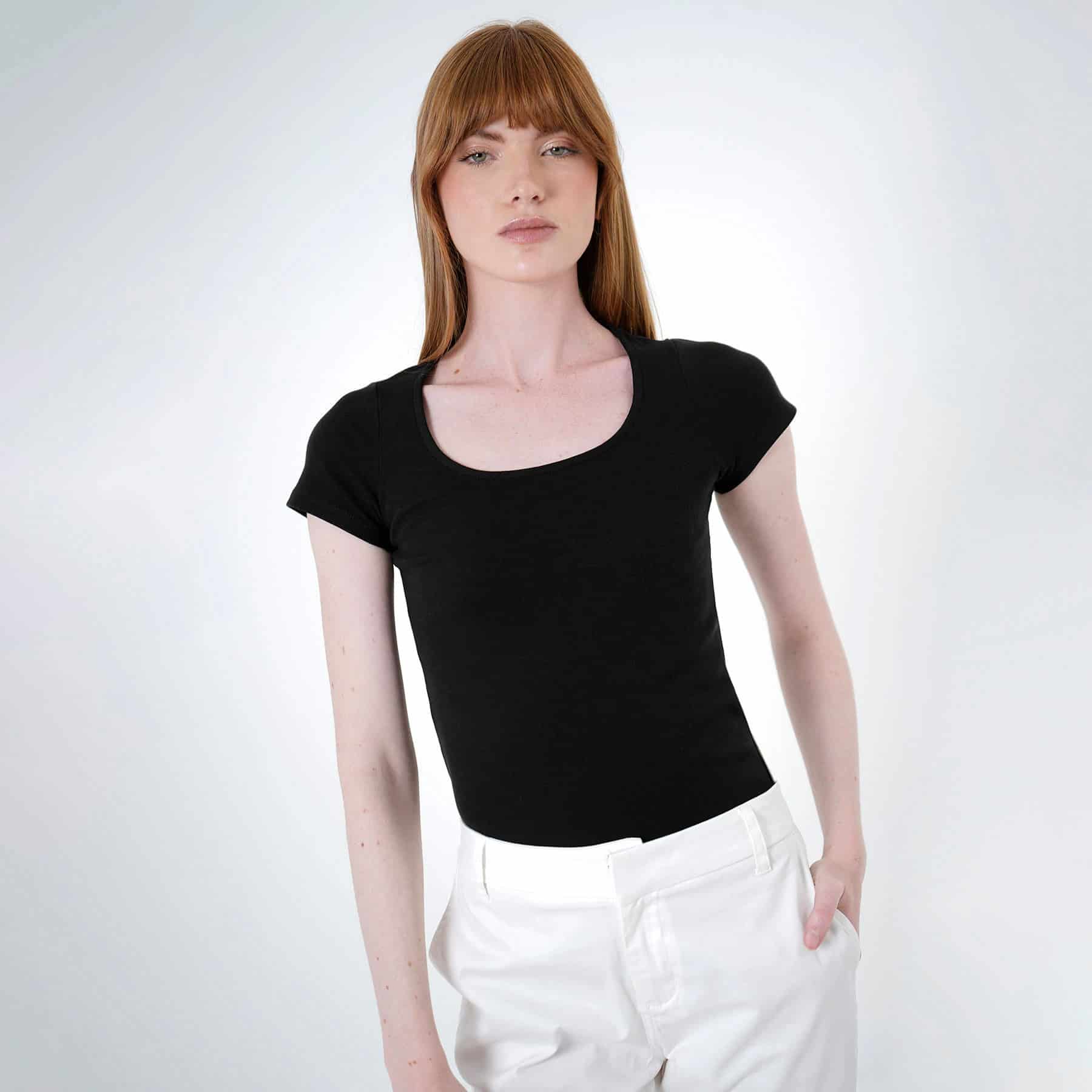 Camiseta escote en U manga corta - miniatura 12
