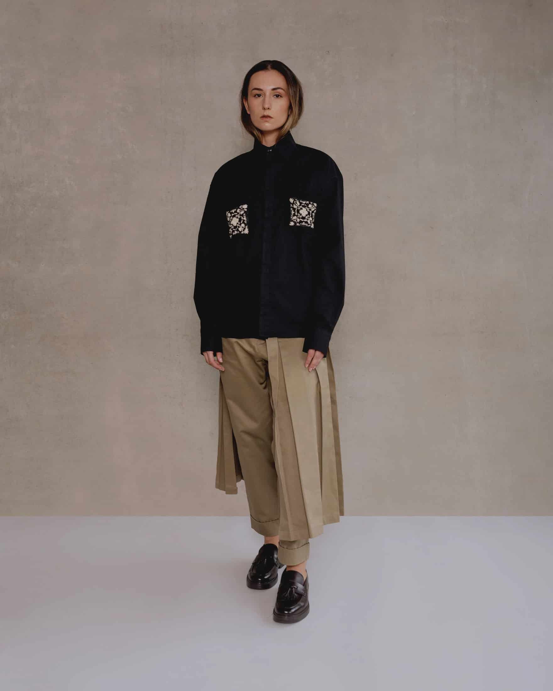 Pocket-Full Black Shirt - miniatura 1