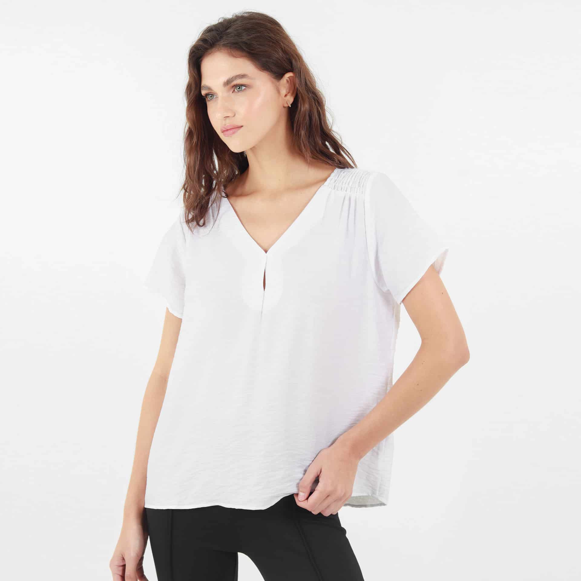 Blusa Cuello V Manga Corta - miniatura 1