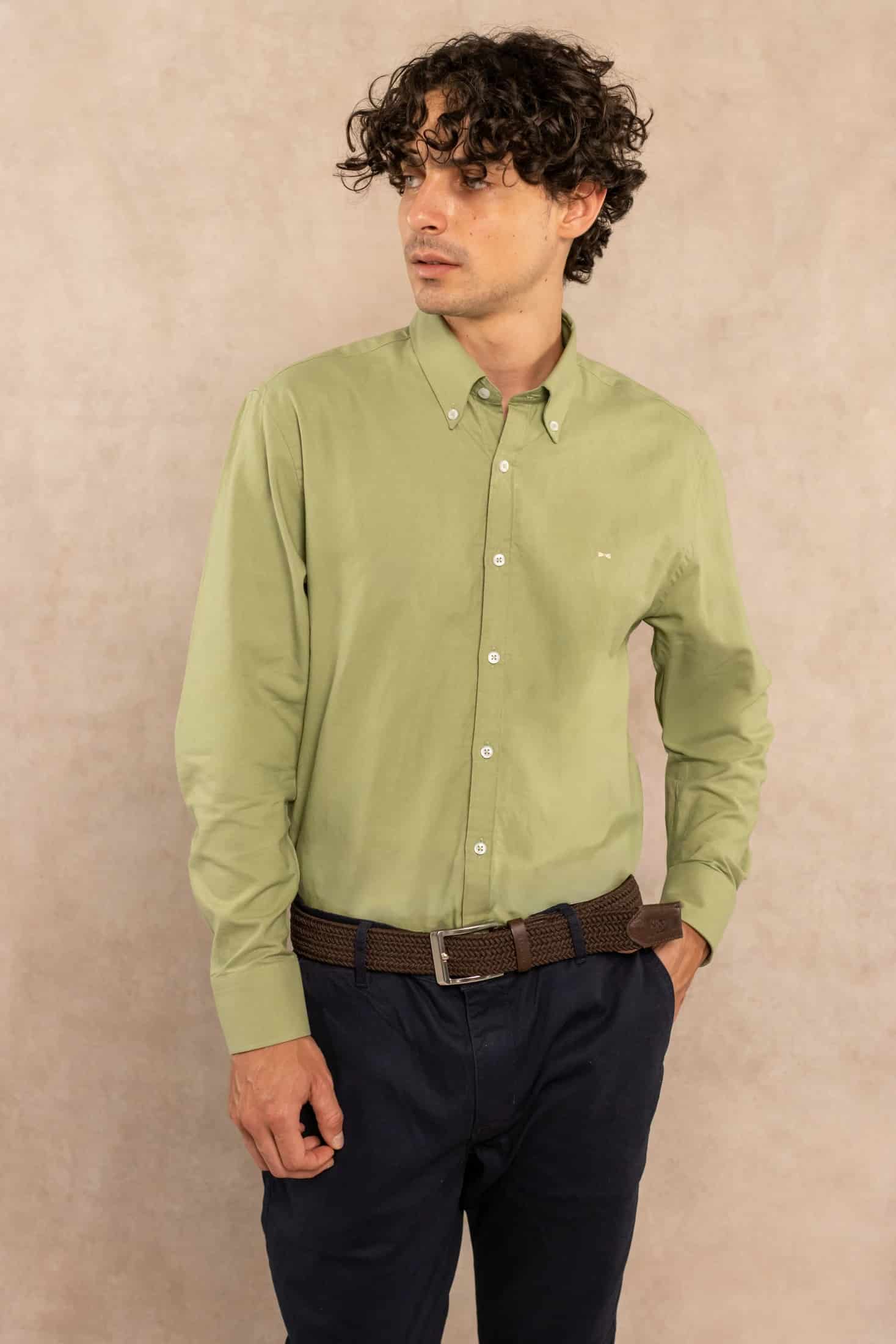 Camisa Antimanchas Oxford Verde Sage Logo Contraste - Talla Regular - miniatura 3