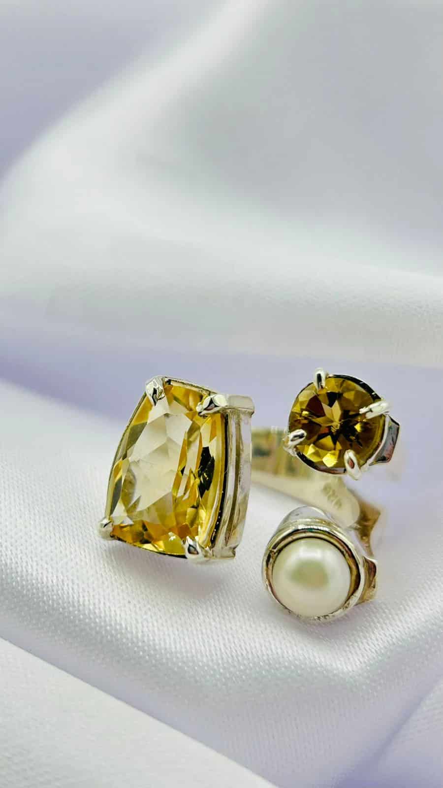 Anillo triple, Citrino y Perla Colección Llénate de Color - miniatura 2