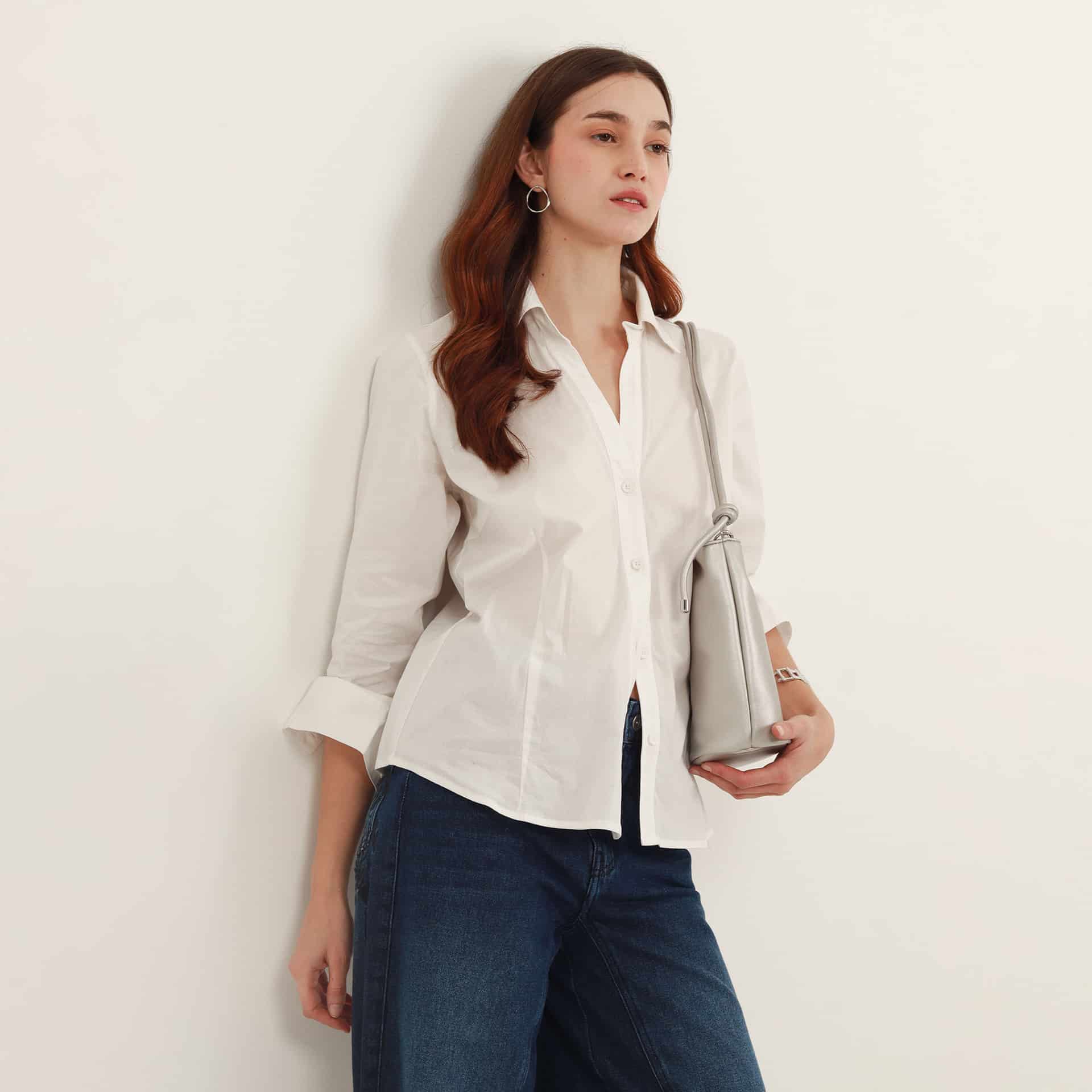 Blusa abierta cuello sport manga larga con pinzas de entalle - miniatura 7