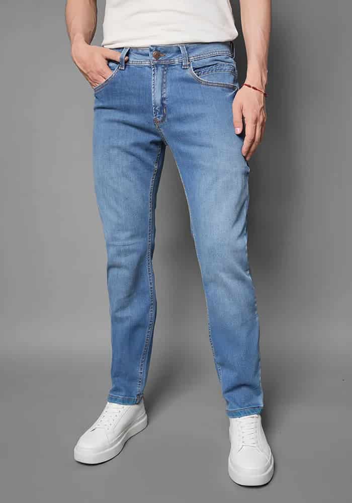 Jean para Hombre en Tono Azul Medio - miniatura 1