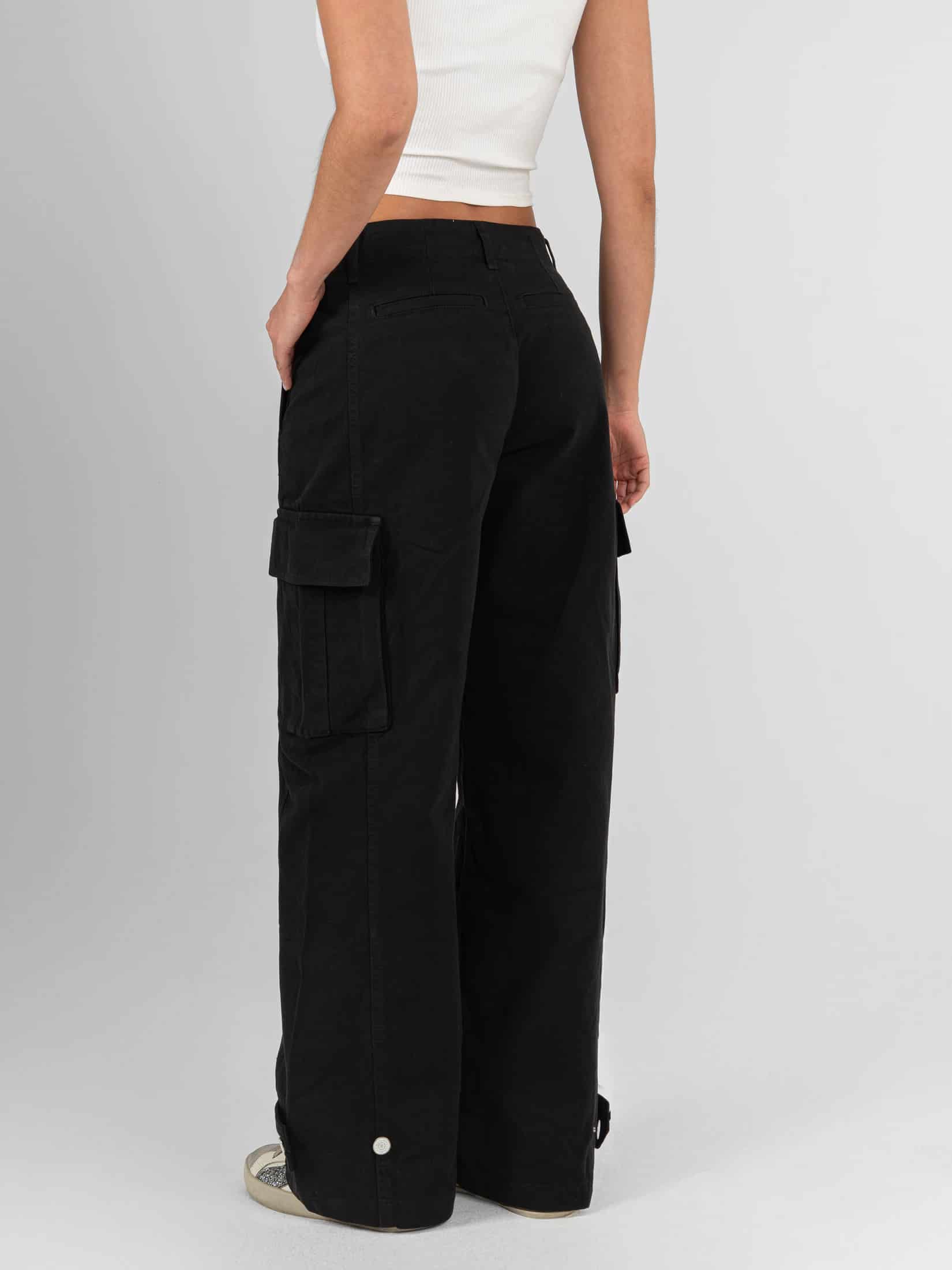 Ref: 0620483 Pantalón Cargo rígido, tiro alto, tono negro, diseño con bolsillos laterales - miniatura 2