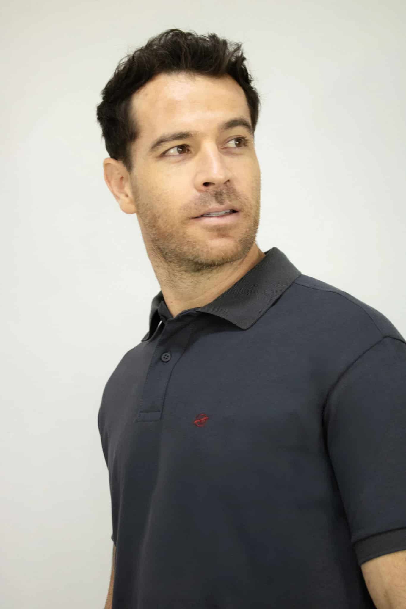Camiseta Polo Manga Corta Gris Para Hombre - miniatura 4