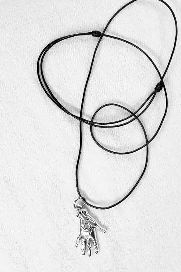 Collar cuerda mano quiromancia - miniatura 3