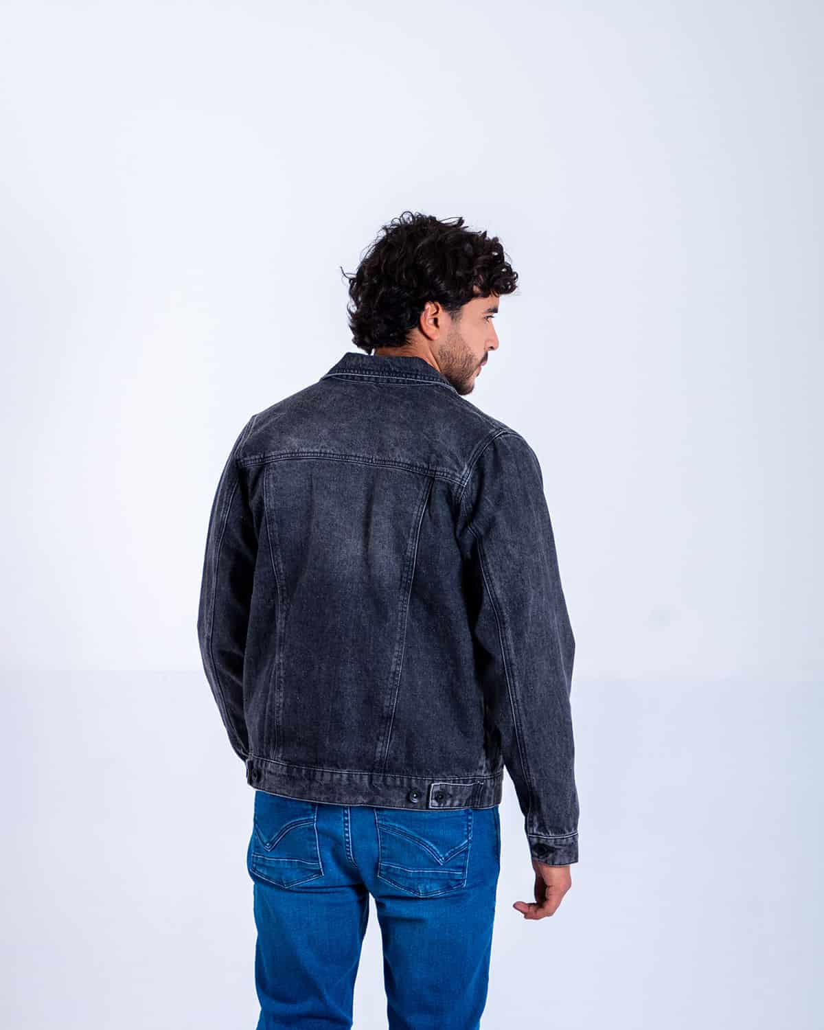 Chaqueta negra denim para hombre - miniatura 3