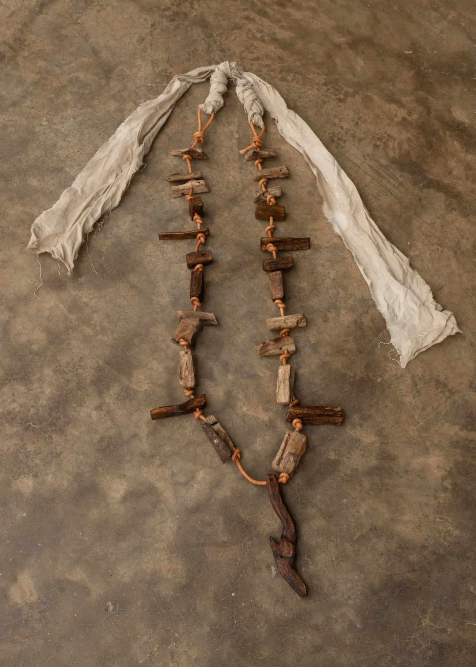 Collar Fragmento Ancestral - miniatura 1