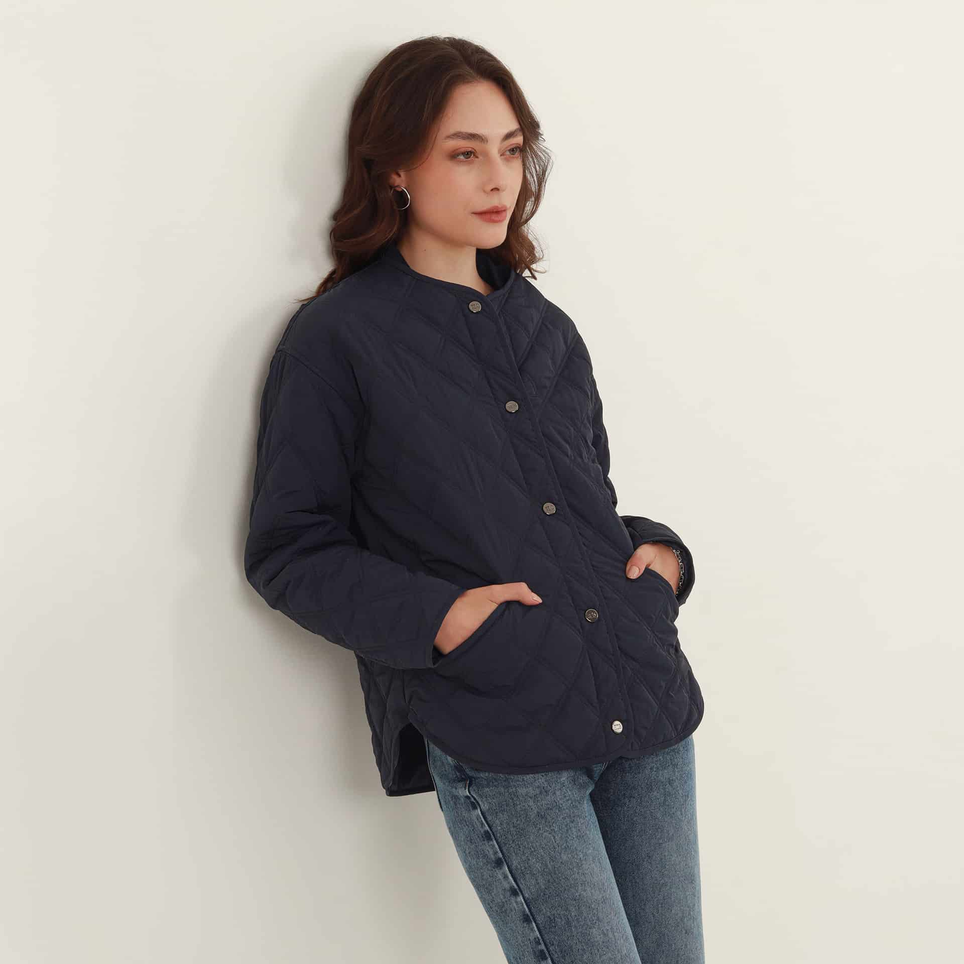 Chaqueta acolchada cuello redondo con capucha y pieza separable - miniatura 11