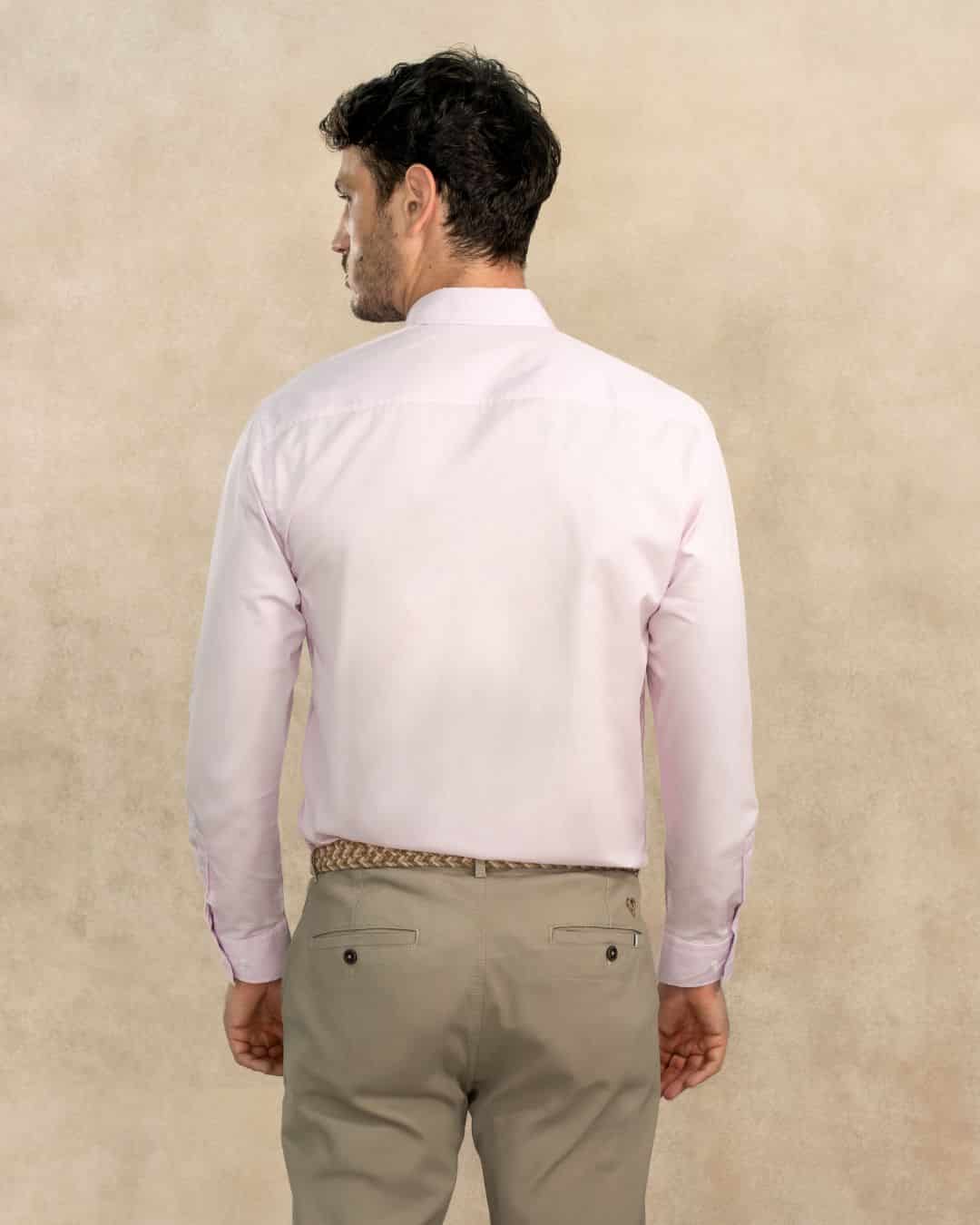 Camisa Antimanchas Popelina Light Pink Con Bolsillo Logo Azul - Talla Regular - miniatura 3