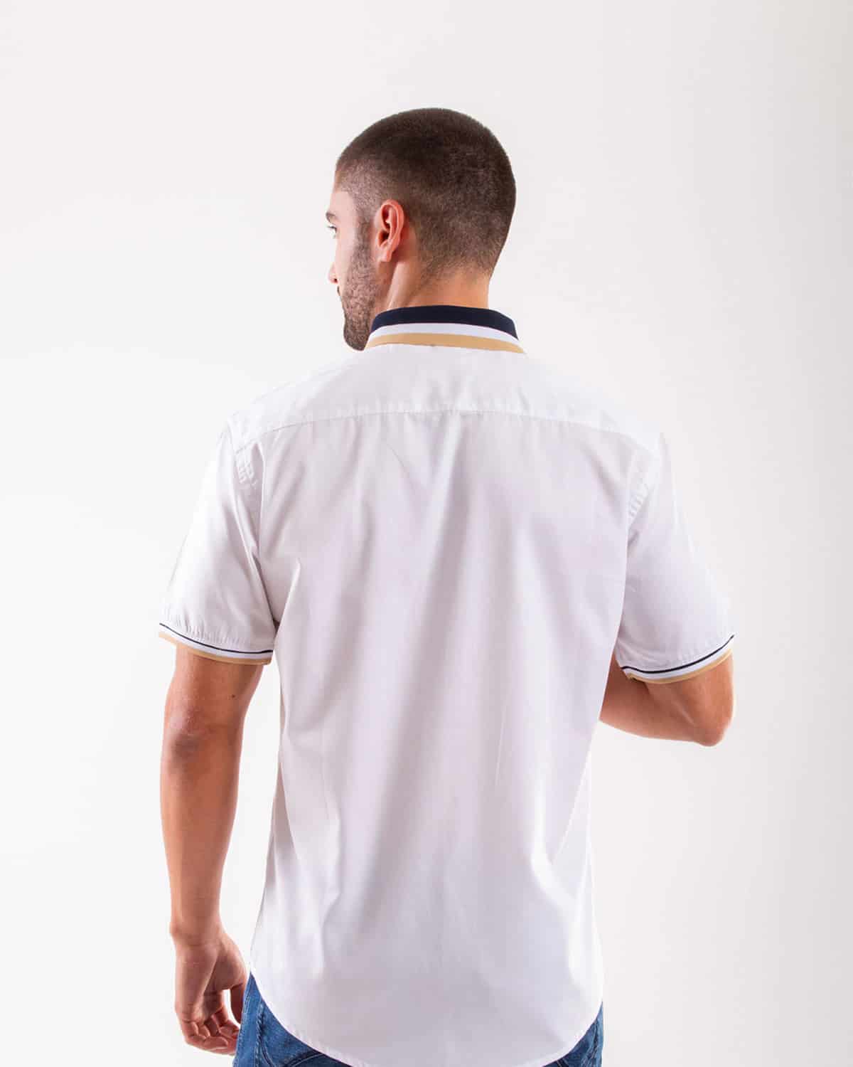 Camisa blanca manga corta para hombre - miniatura 24