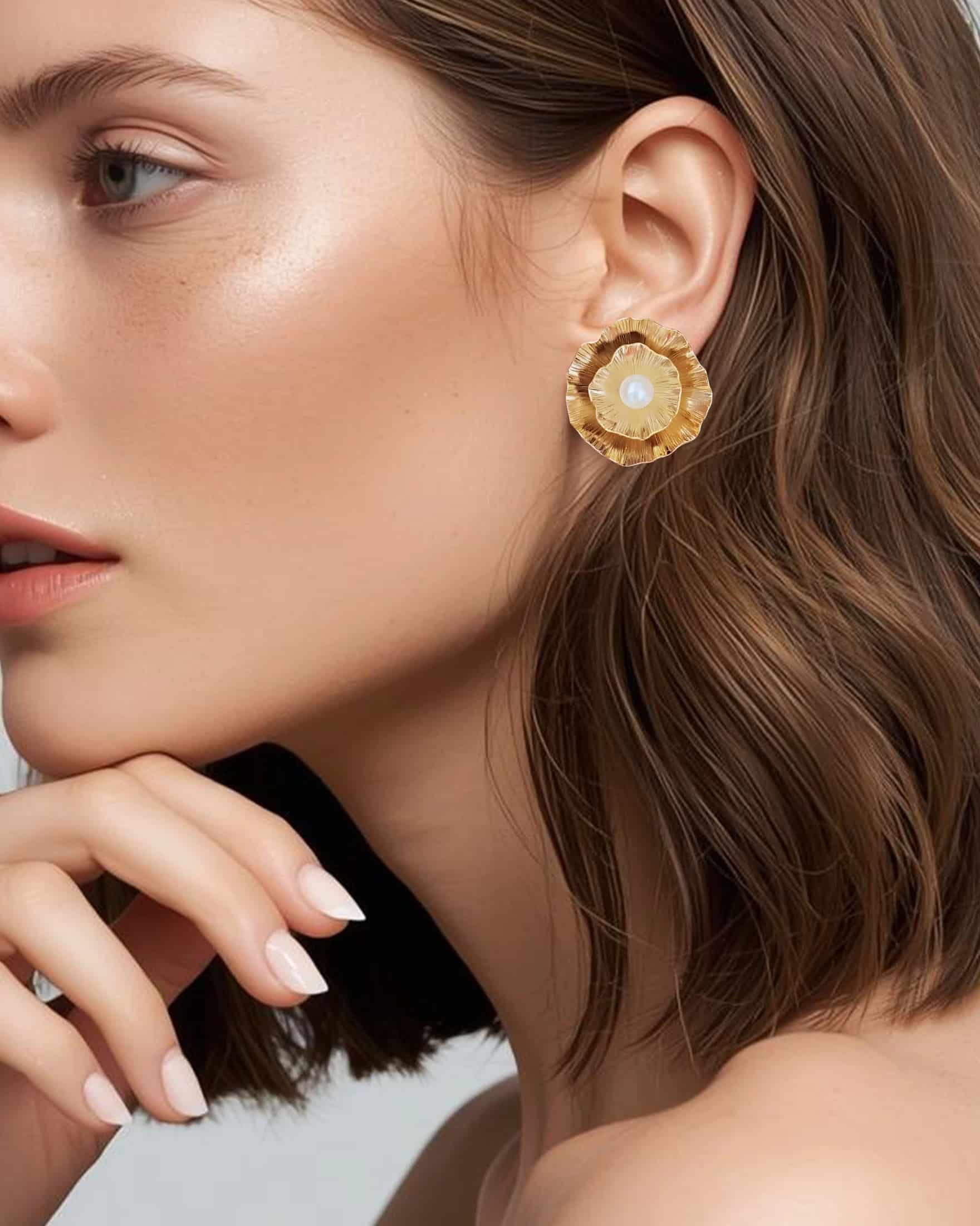 Aretes dorados con perla, Candela - miniatura 2