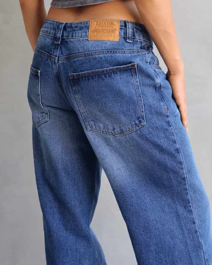 JEAN LOW WIDE FIT TIRO BAJO ANCHO AZUL OSCURO - miniatura 5