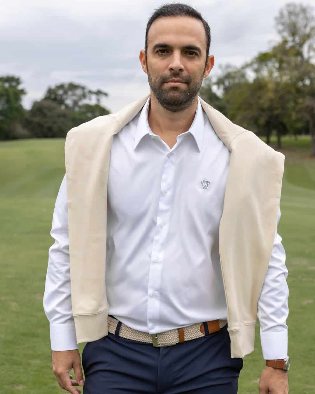 Camisa Antiarrugas Oxford Blanco Logo Sage - Talla Regular - miniatura 6