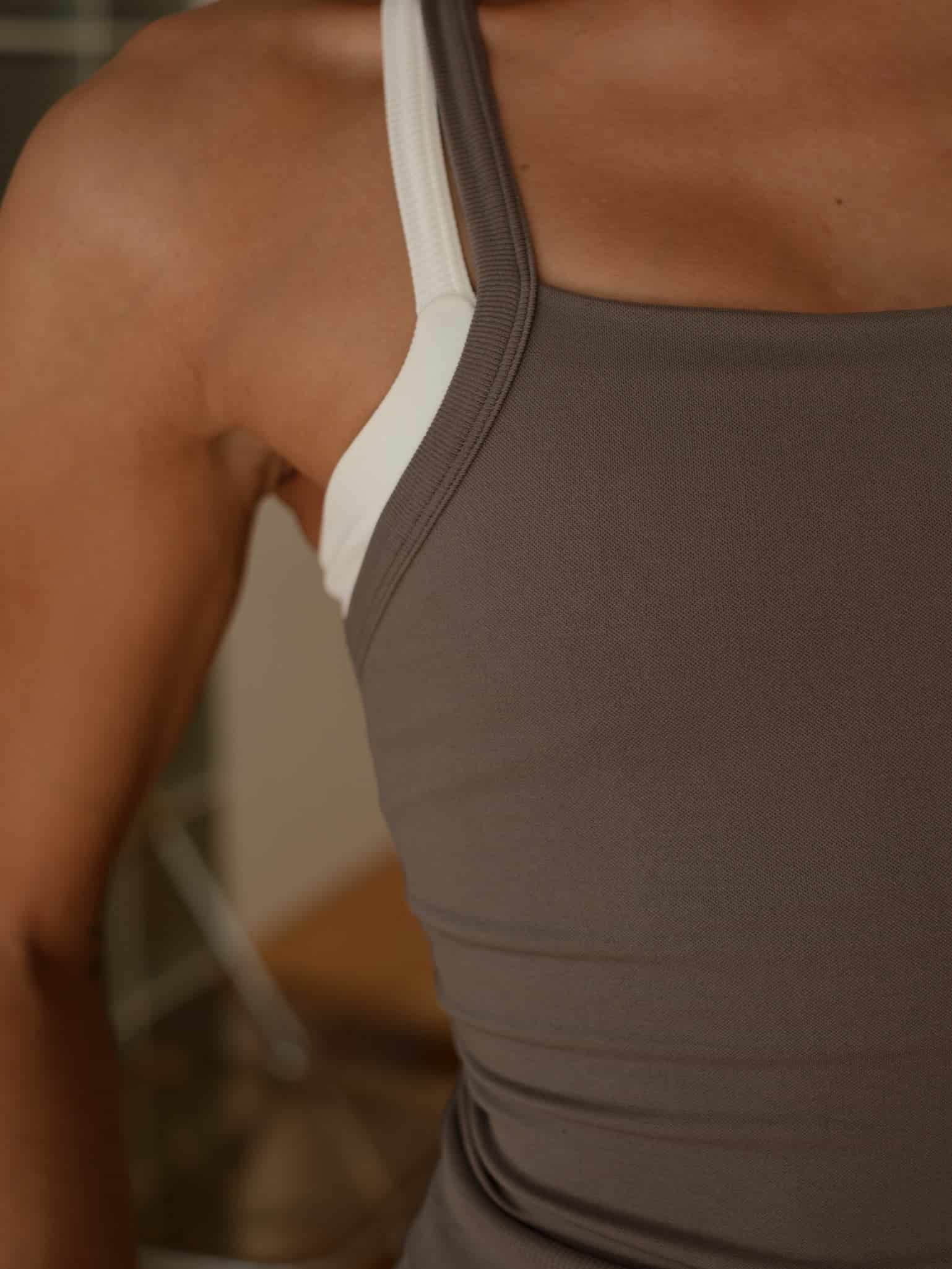 BOX SEAMLESS TANK TOP - TAUPE - miniatura 4