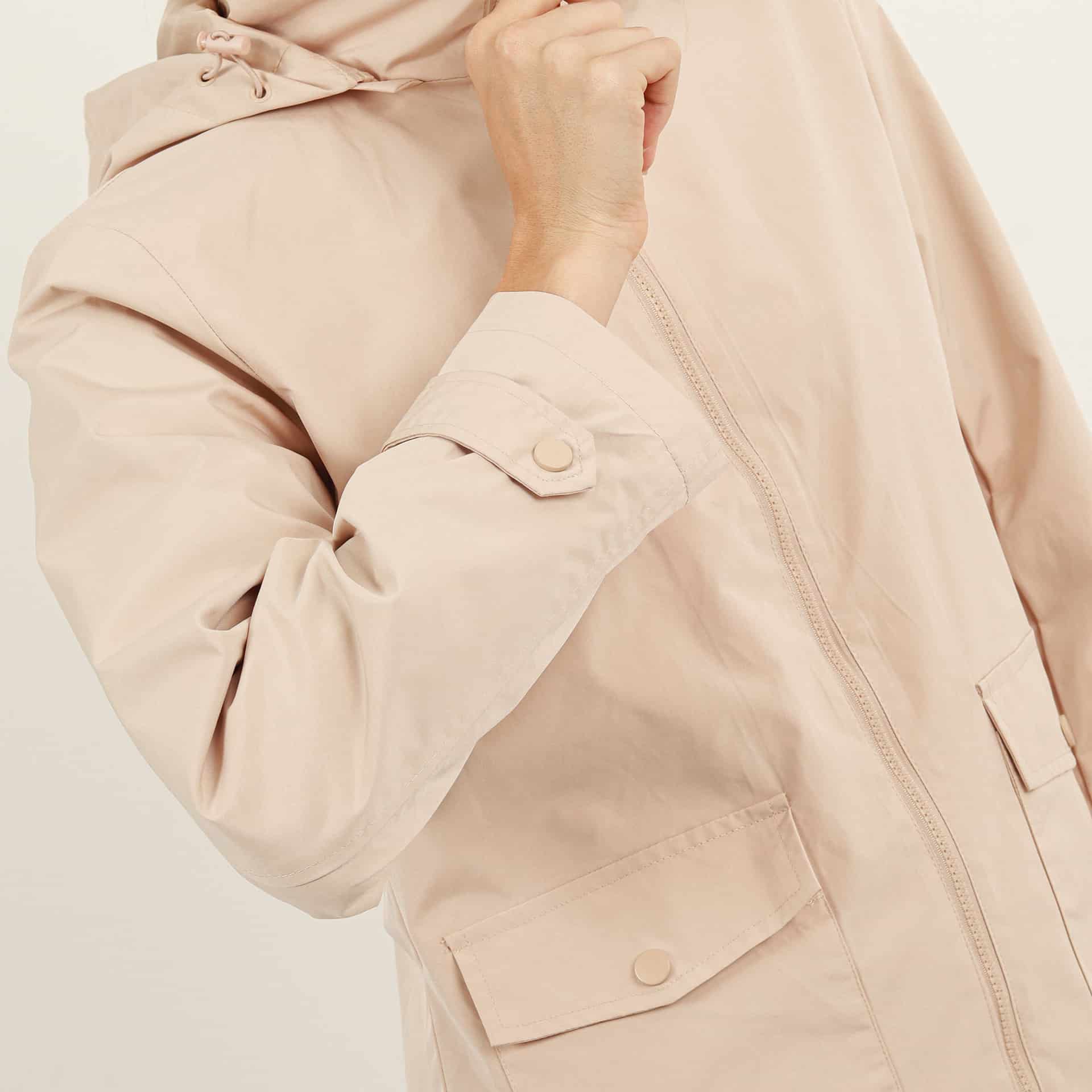Chaqueta Ligera De Diseño Minimalista - miniatura 2