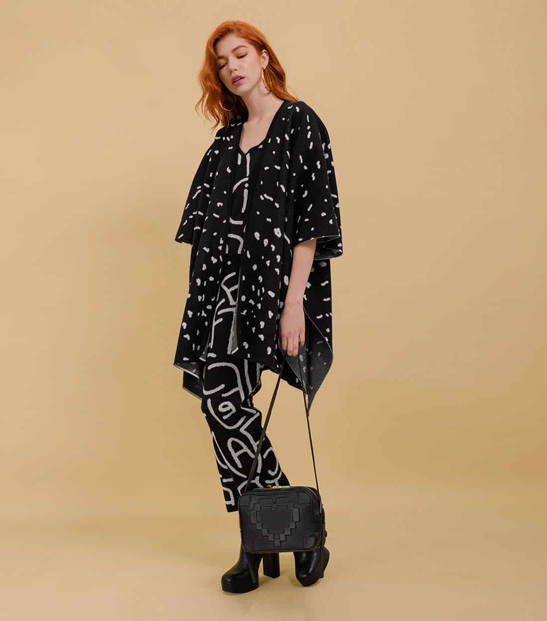Poncho Lluvia Negro - miniatura 1