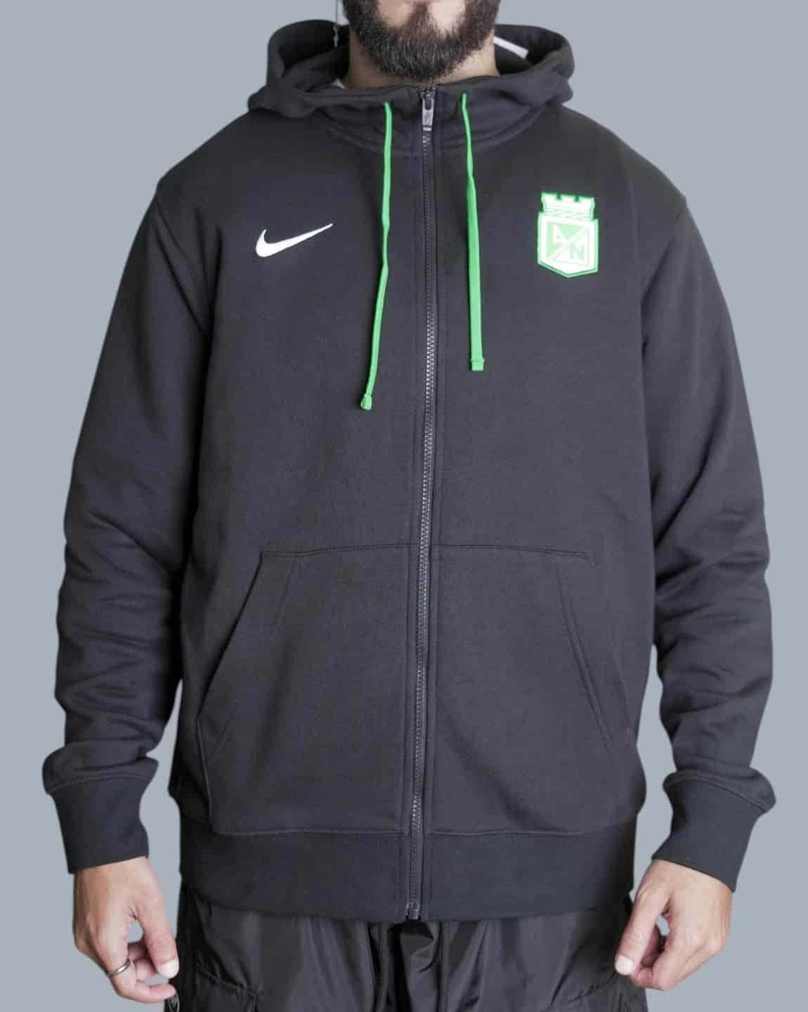 BUZO CIERRE NEGRO HOMBRE NIKE 2026 - miniatura 1