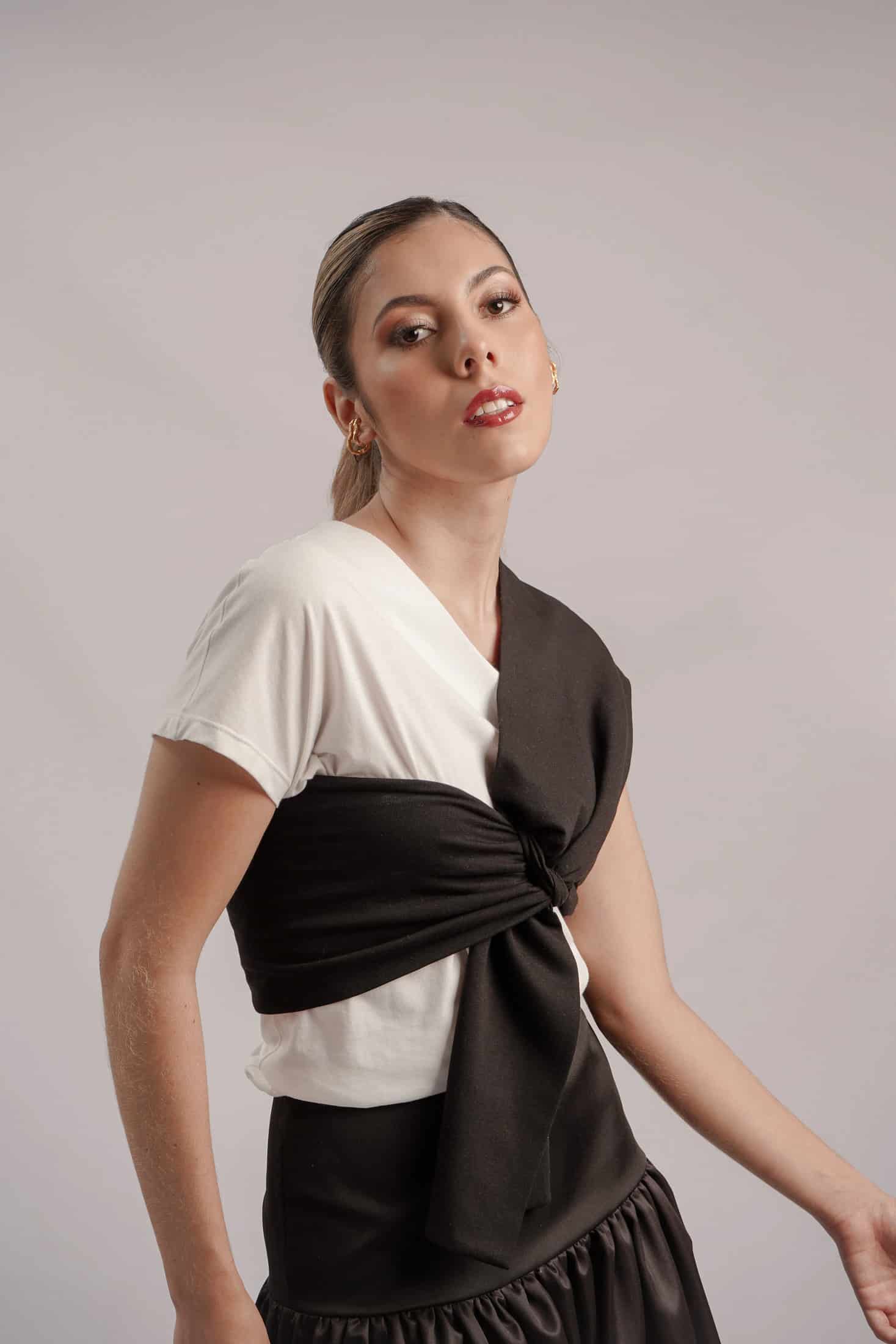 T-SHIRT BOW BLACK AND WHITE - miniatura 3
