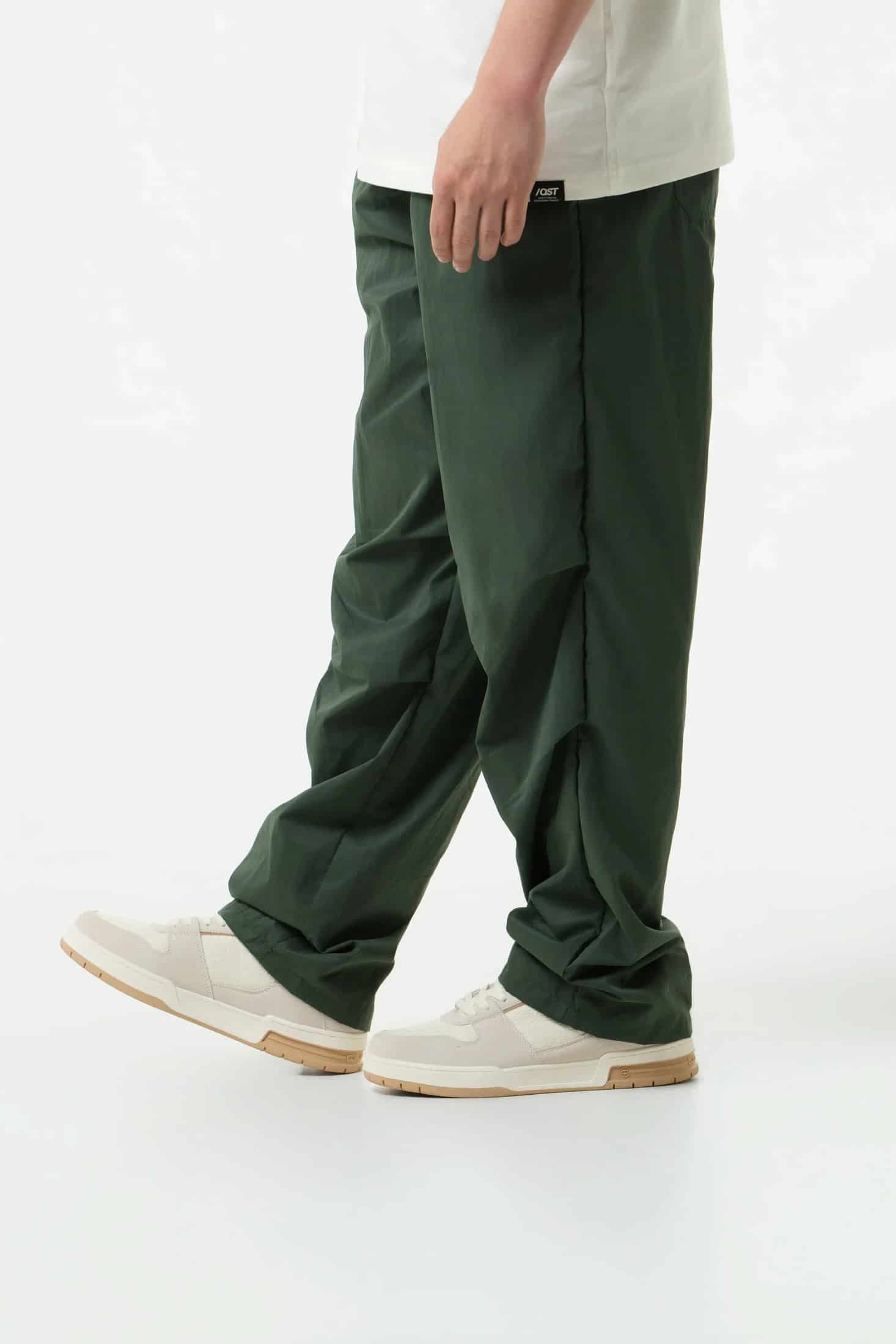 PANTALON JOGG COLOR VERDE MILITAR - miniatura 3