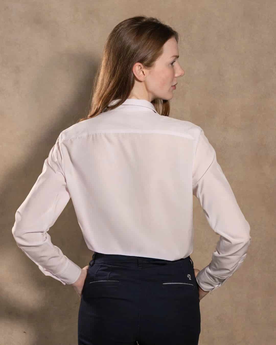 Camisa Performance Antiarrugas De Mujer Blanca - miniatura 4
