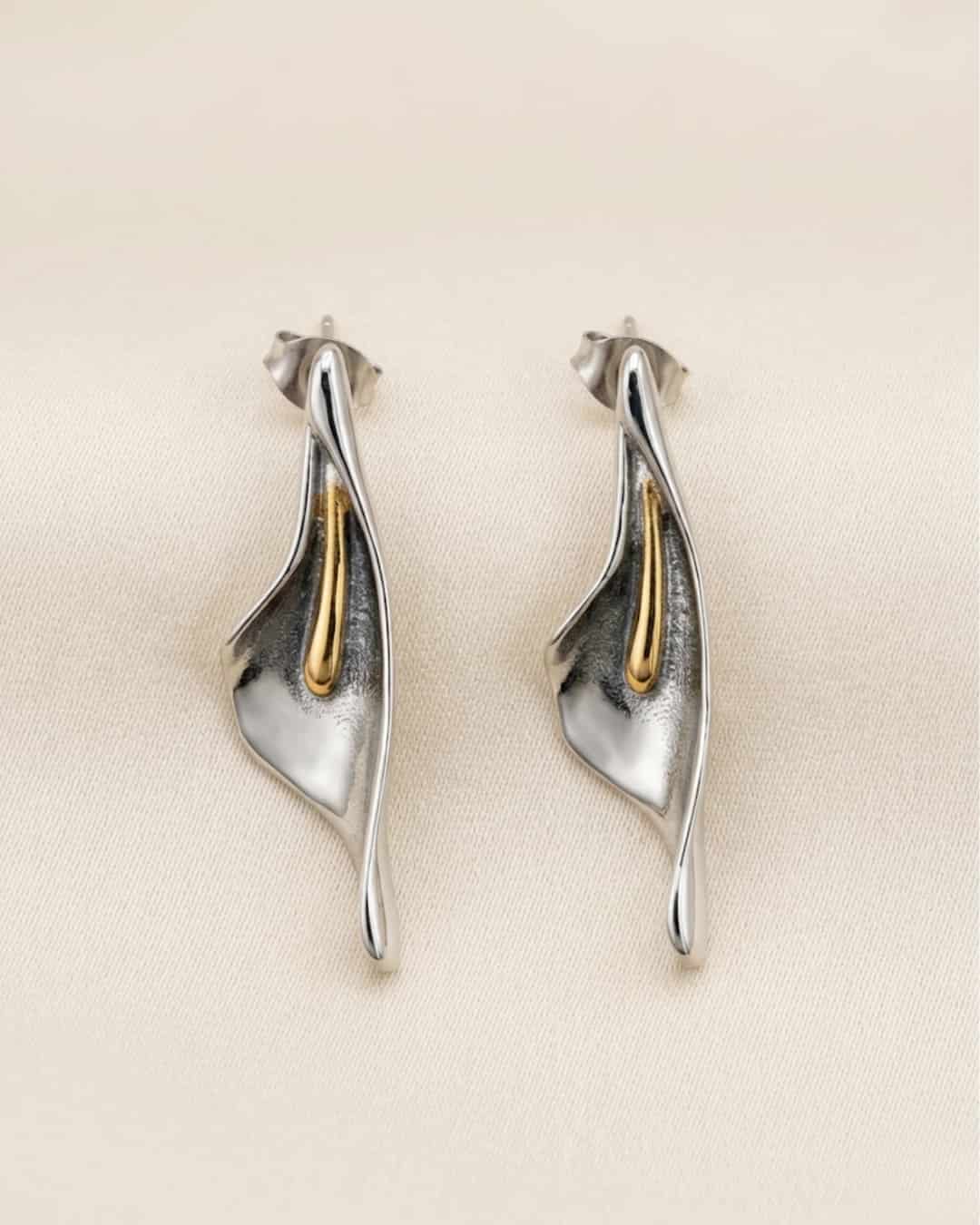 ARETES LIRIO PLATA - miniatura 1