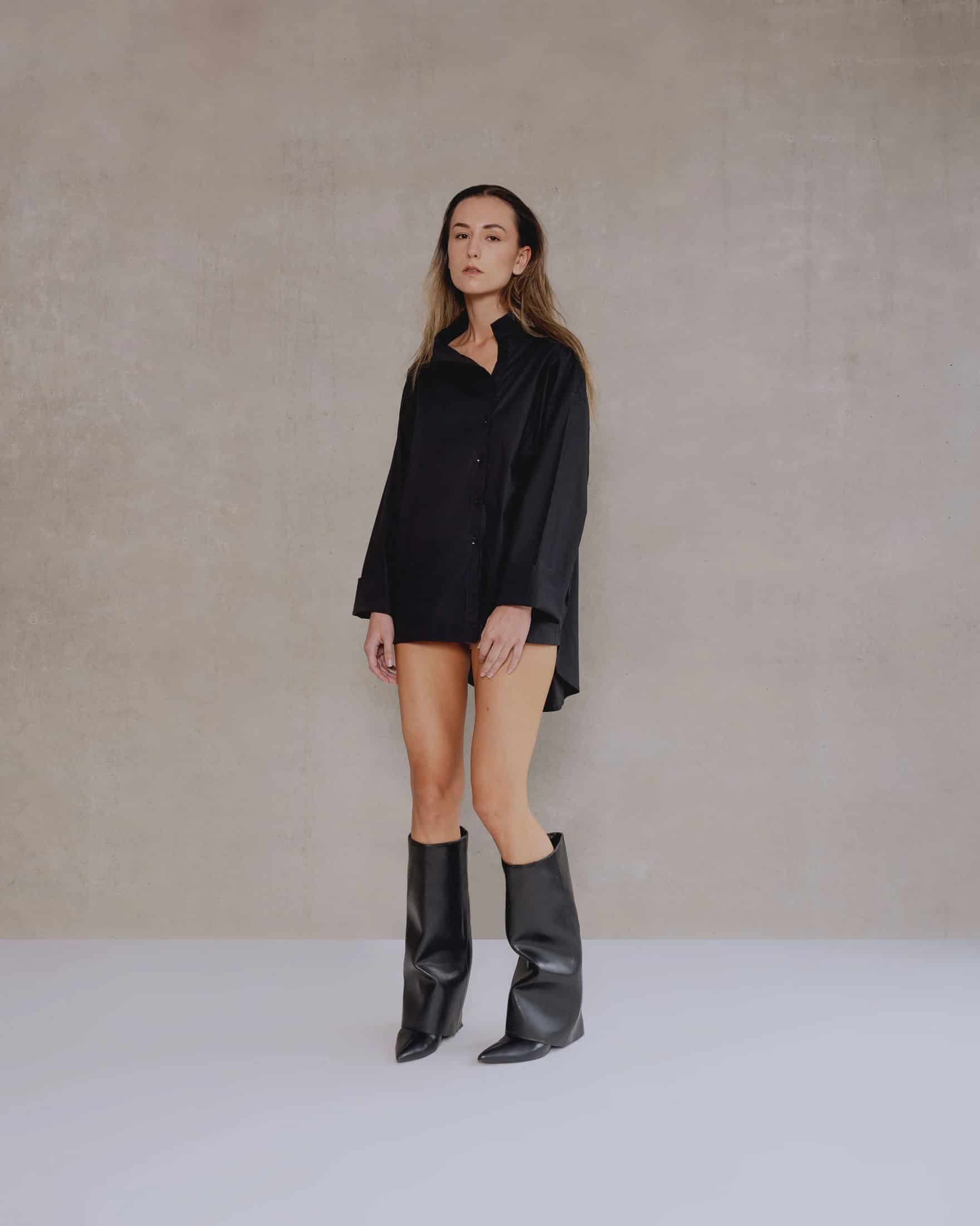 Asymmetric Black Shirt - miniatura 2