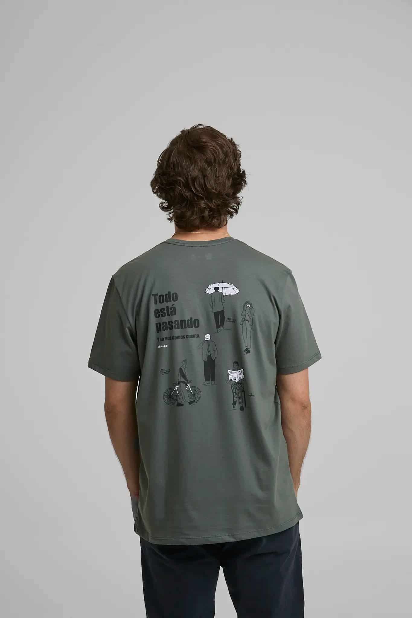 Camiseta Todo está Pasando Gris - miniatura 2