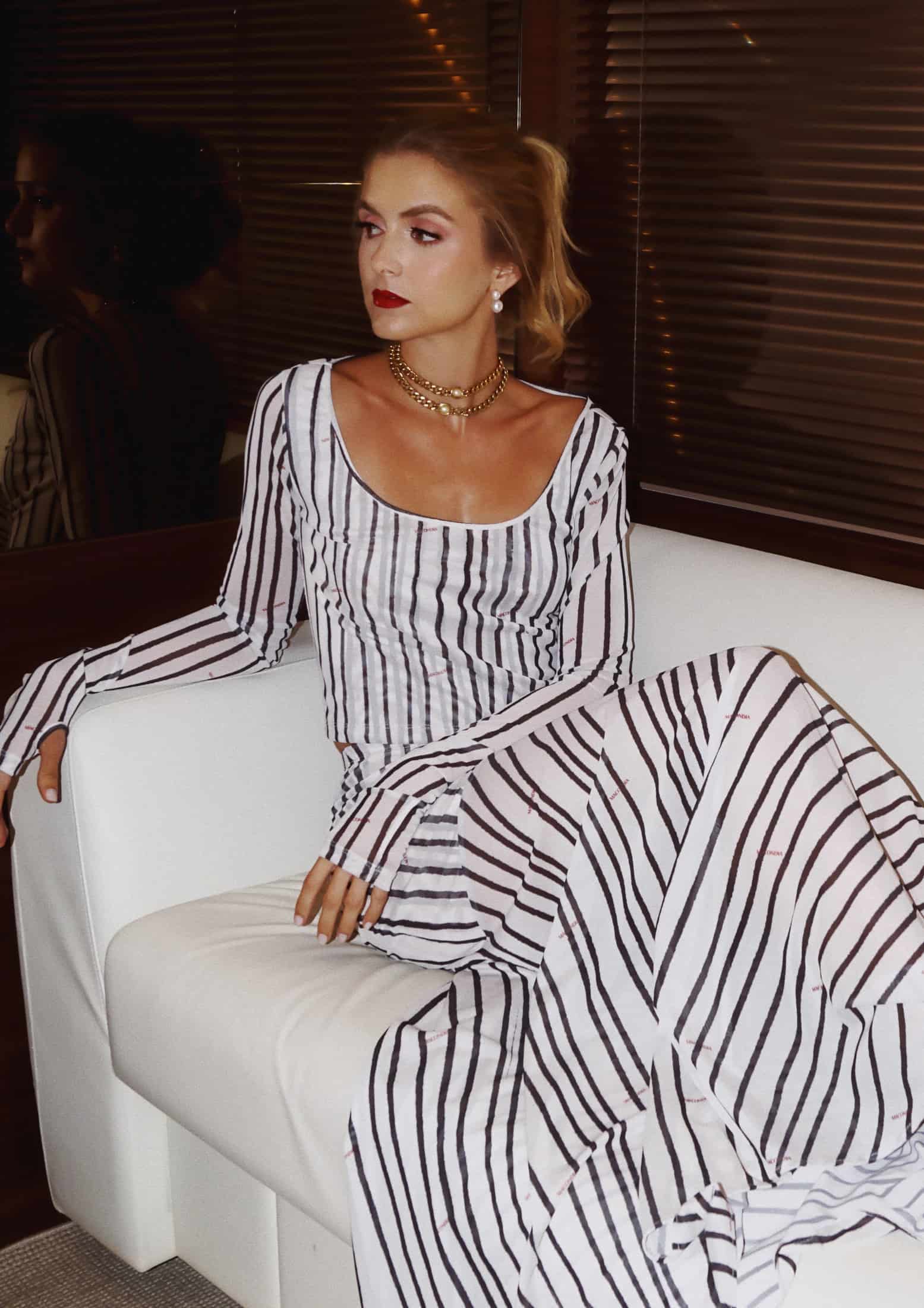 White Stripes Mesh Long Sleeve Blouse - miniatura 3