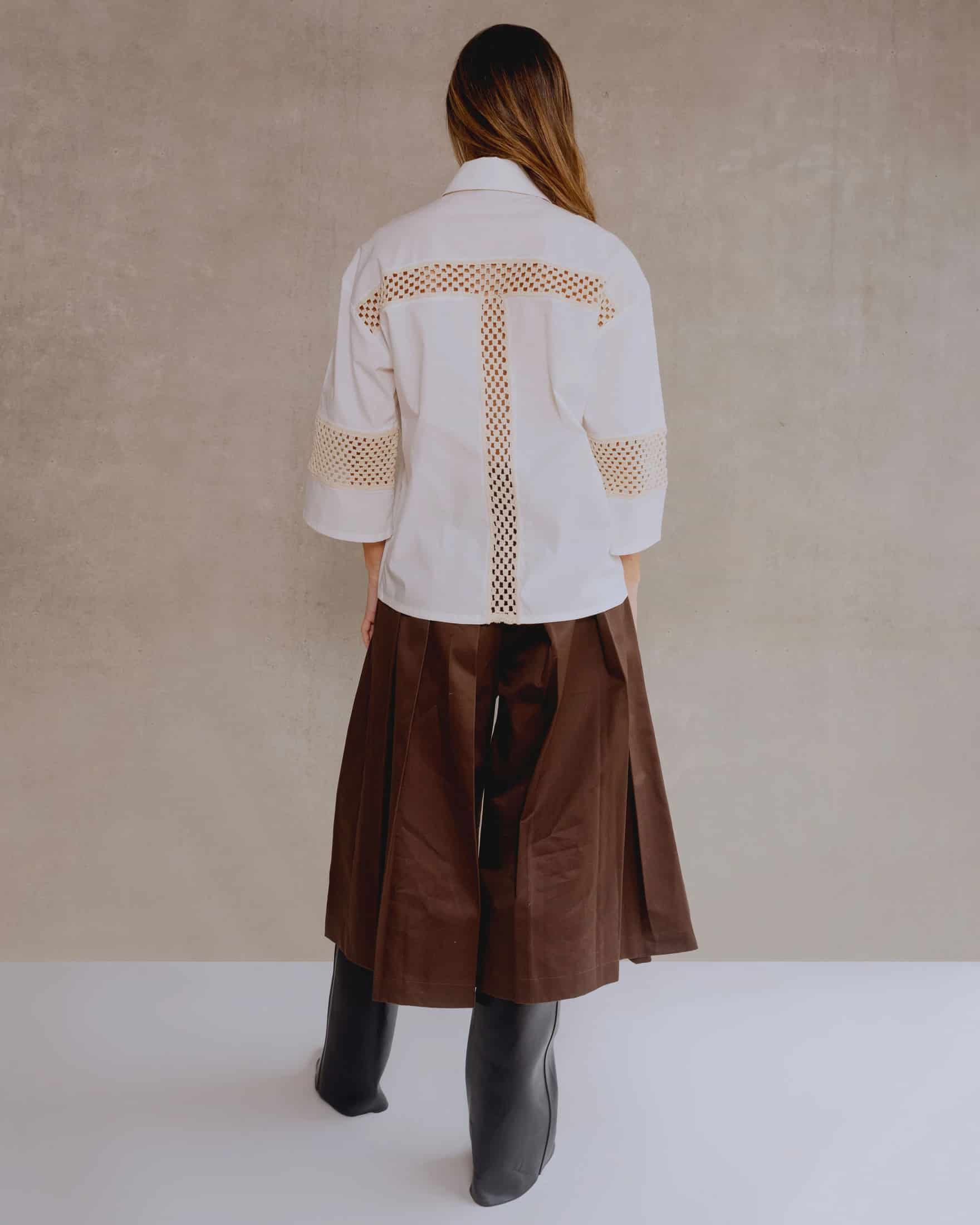 The White T Shirt - miniatura 3