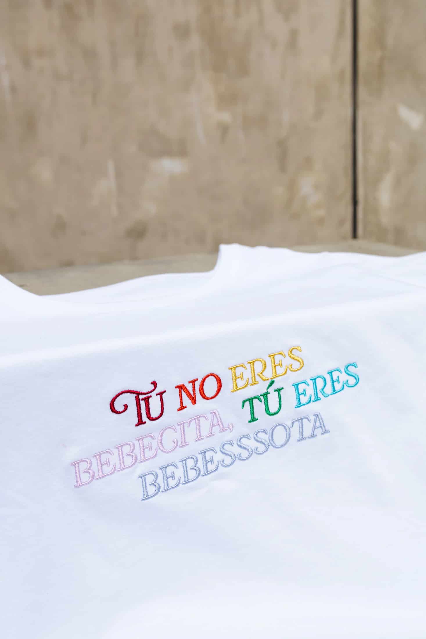 Bebesota Embroidered Cropped Tee - miniatura 4
