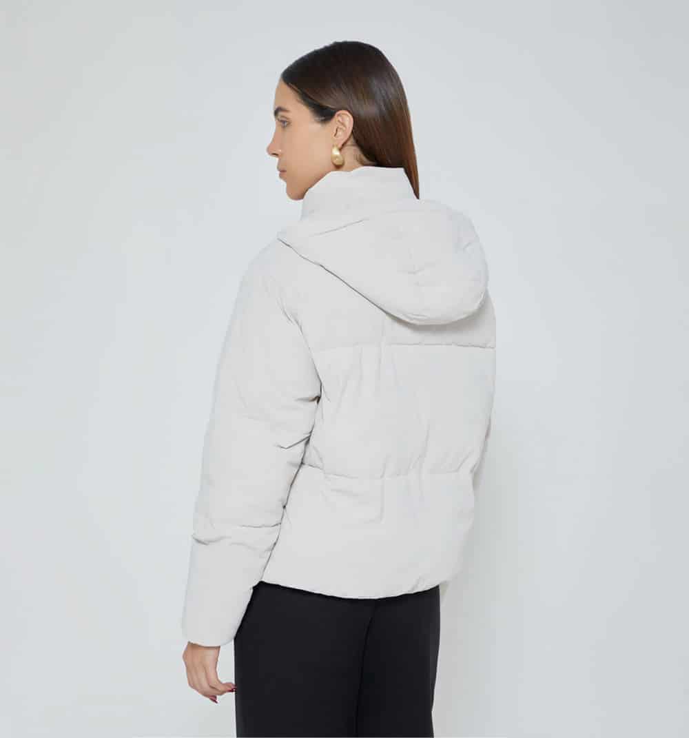 Chaqueta acolchada con capucha - miniatura 4
