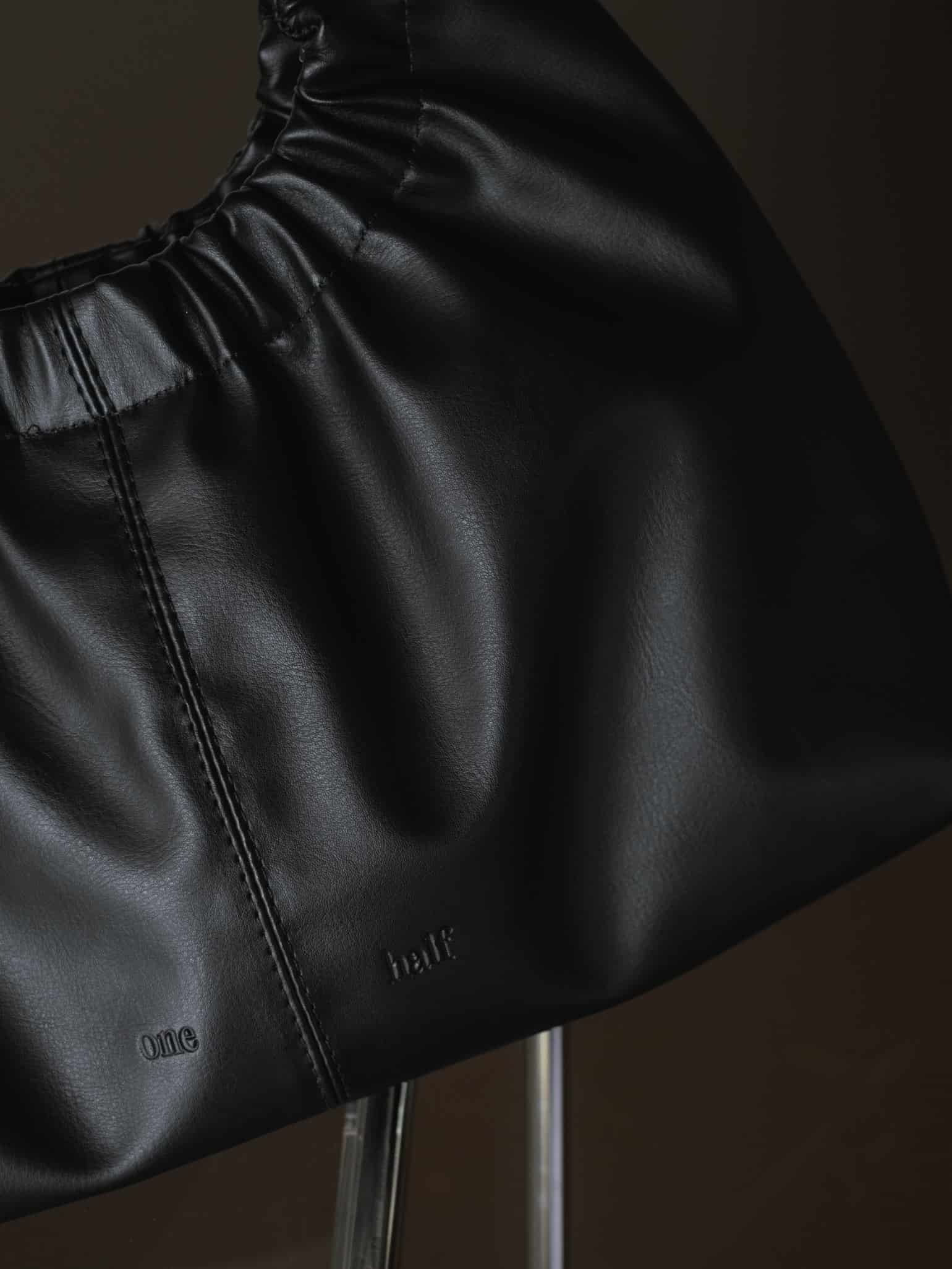 THE DAILY POUCH BAG  - BLACK - miniatura 7