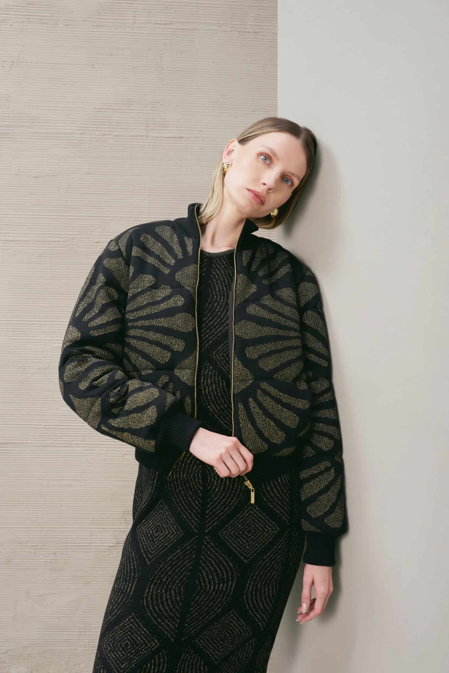 Bomber Jacket Venus Negro-Dorado - miniatura 2