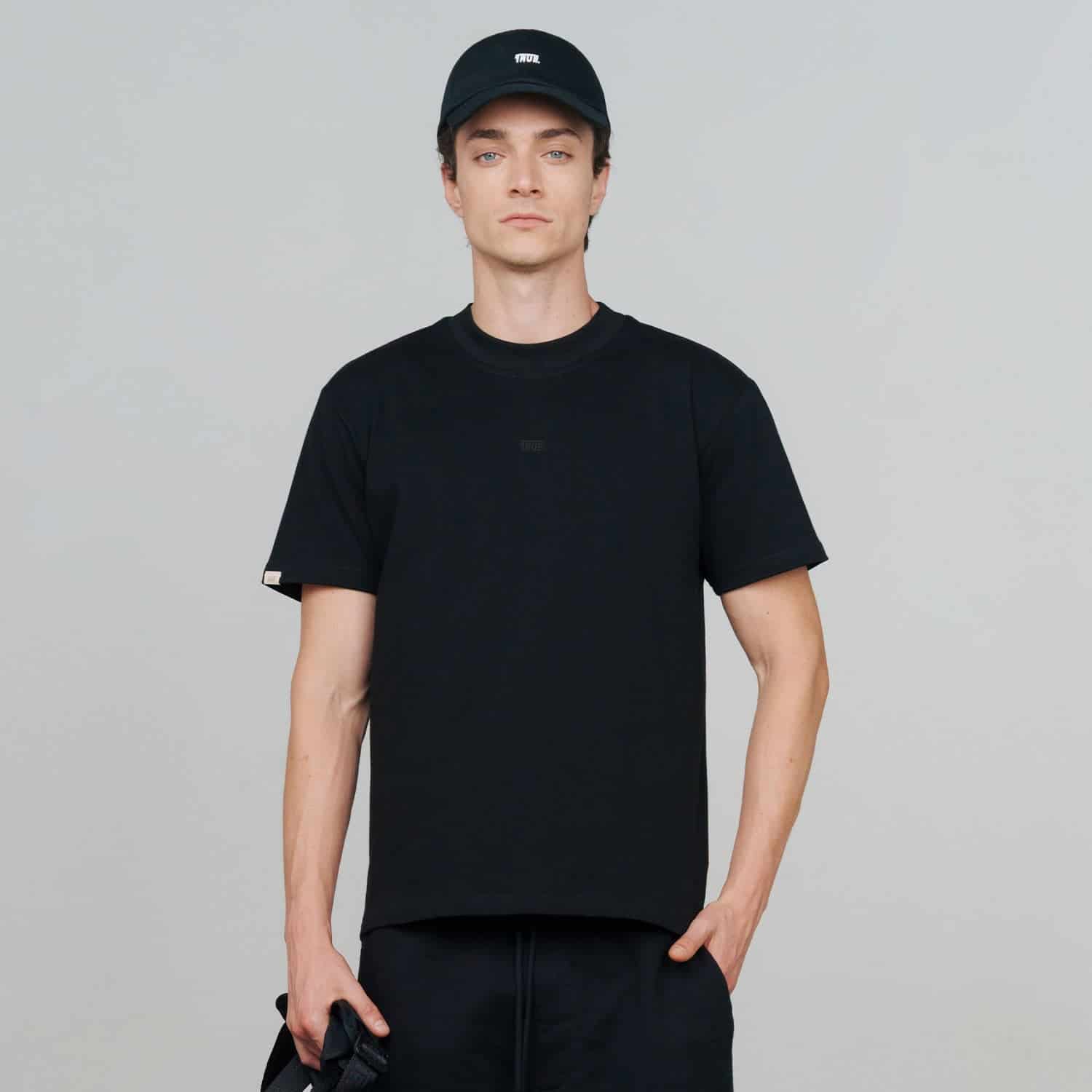 Camiseta Clásica Logo Negro - Negra - miniatura 2