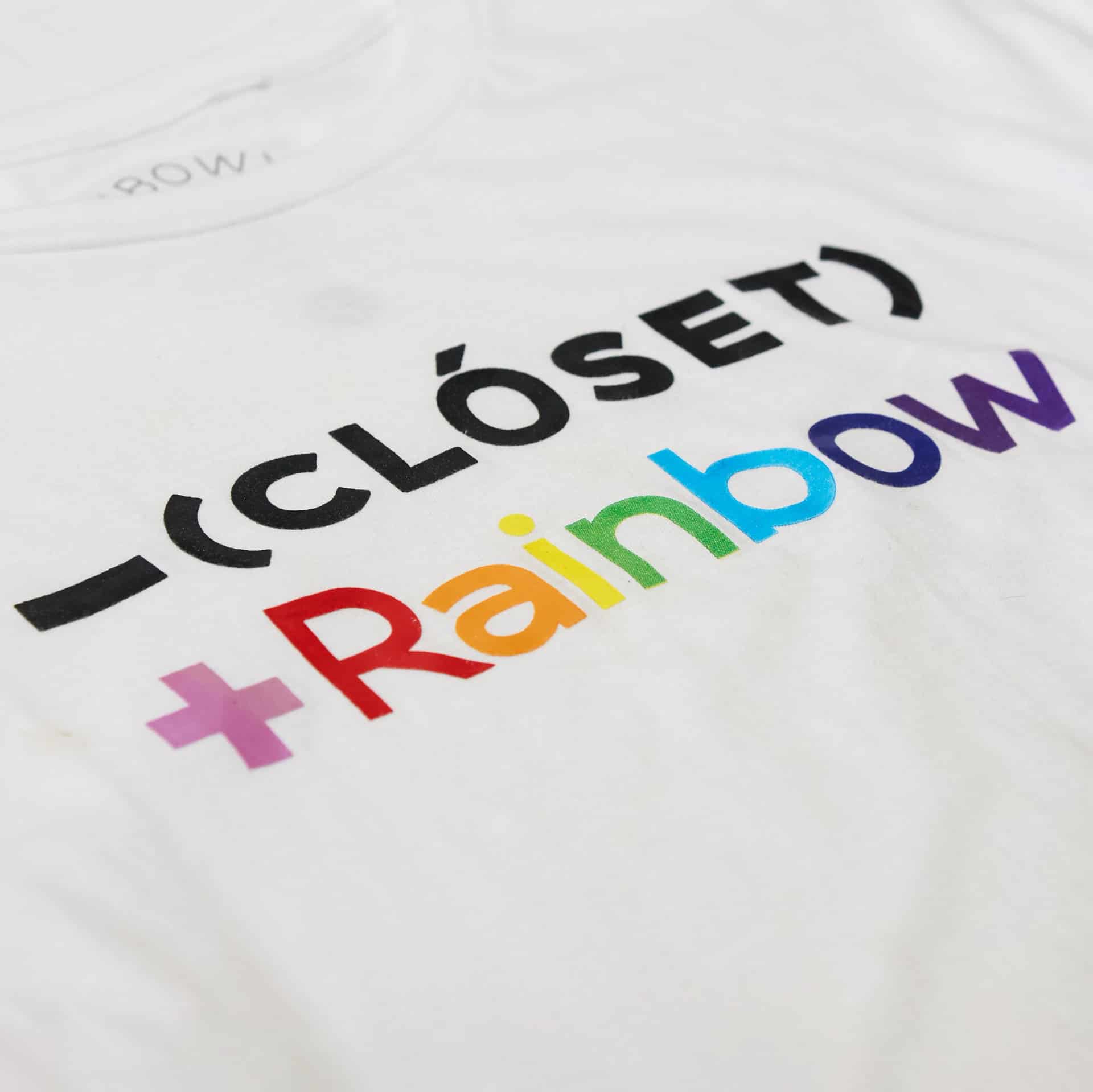 MENOS CLÓSET MÁS RAINBOW T-SHIRT - miniatura 5
