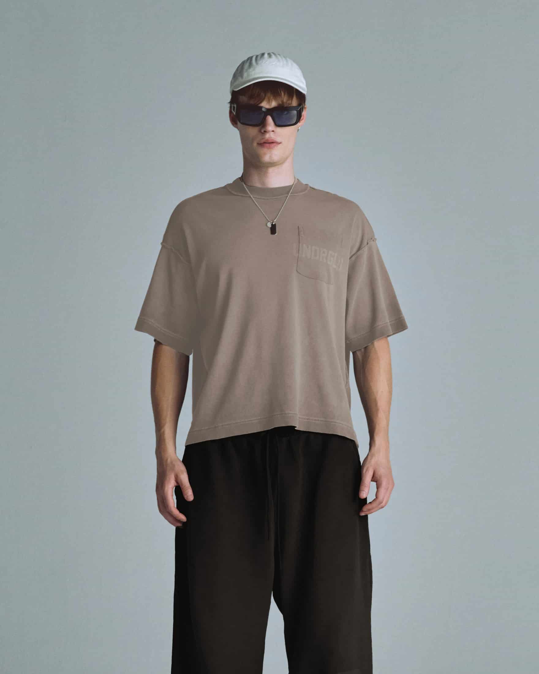Basics UNDRGLD Boxy Fit Pocket Tshirt Light Brown - miniatura 2