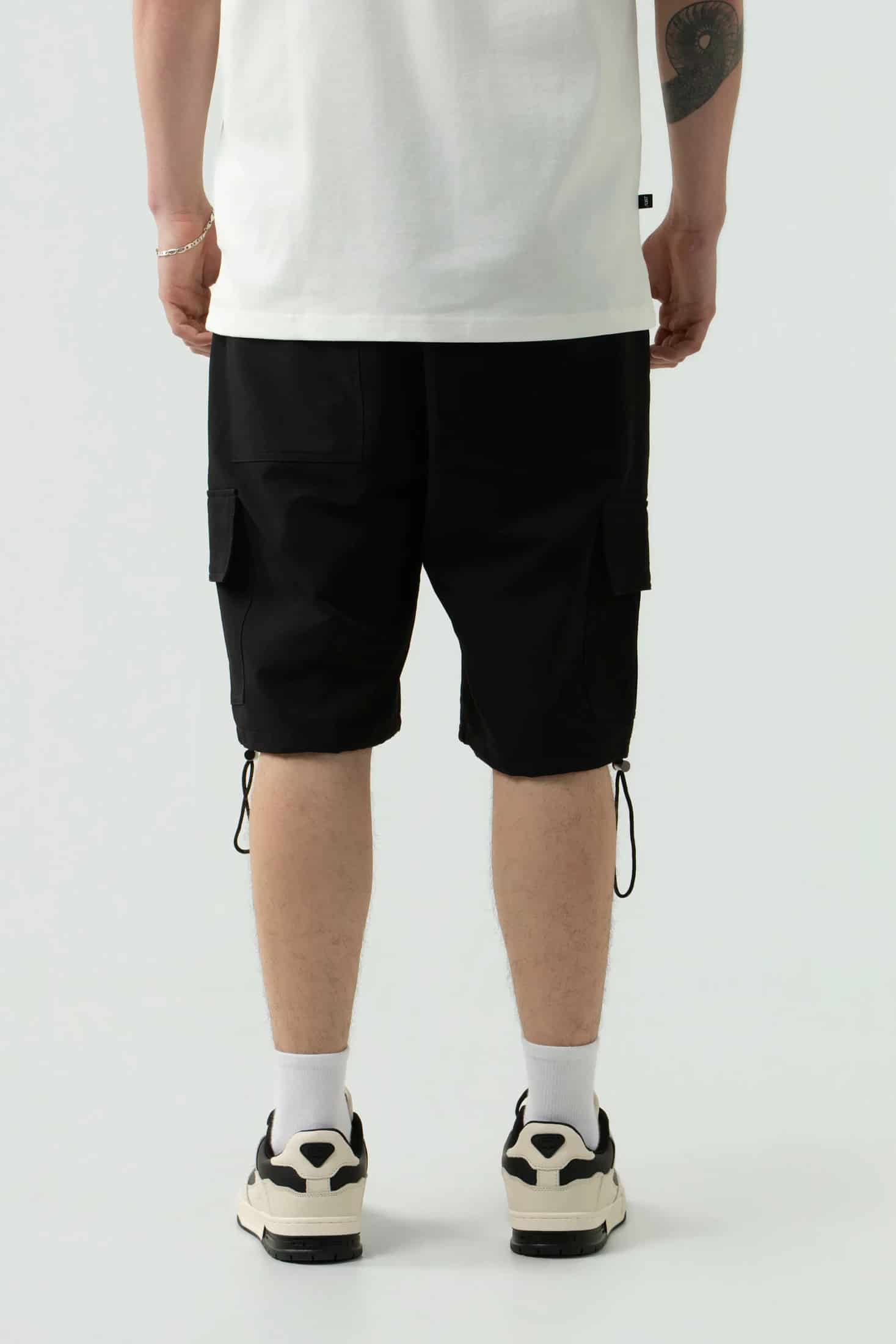 BERMUDA CARGO COLOR NEGRO - miniatura 4