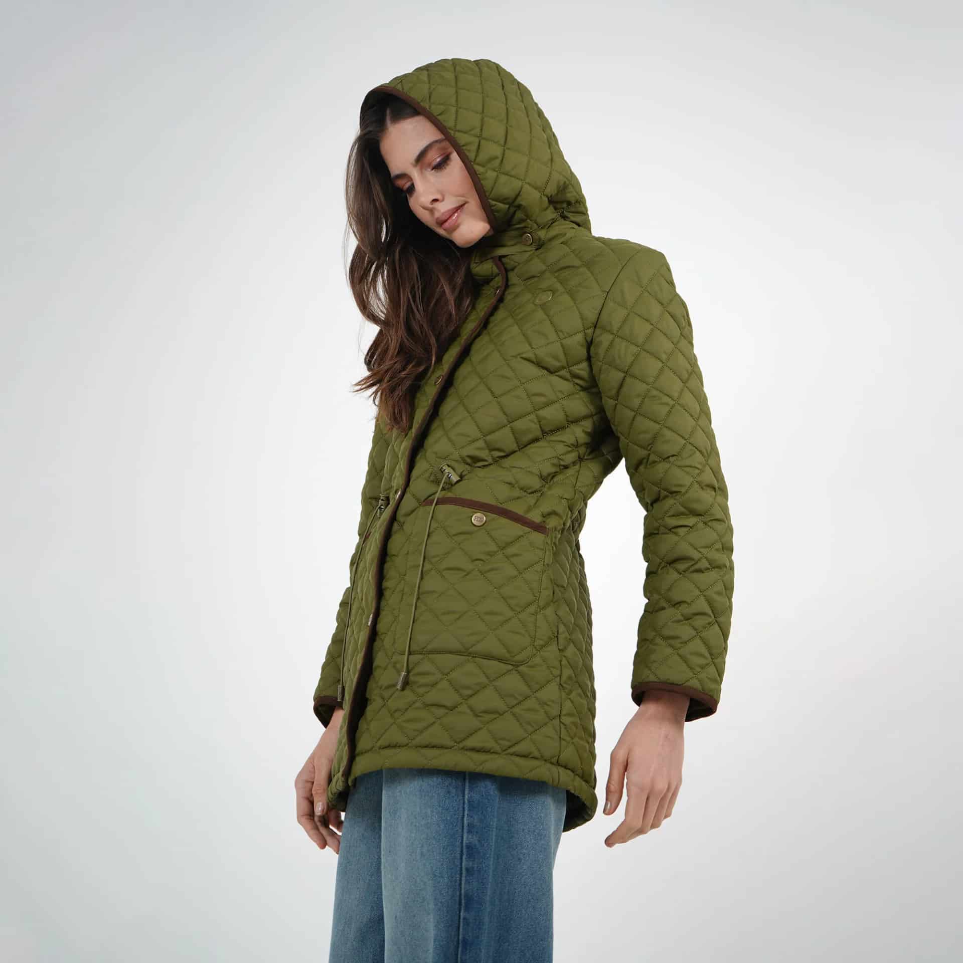 Chaqueta acolchada larga cuello alto con capucha y ajuste en cintura - miniatura 34