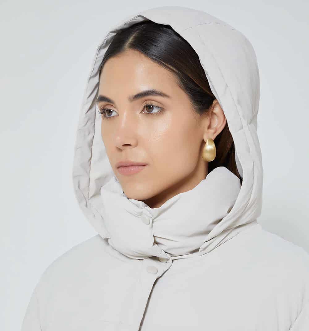 Chaqueta acolchada con capucha - miniatura 5