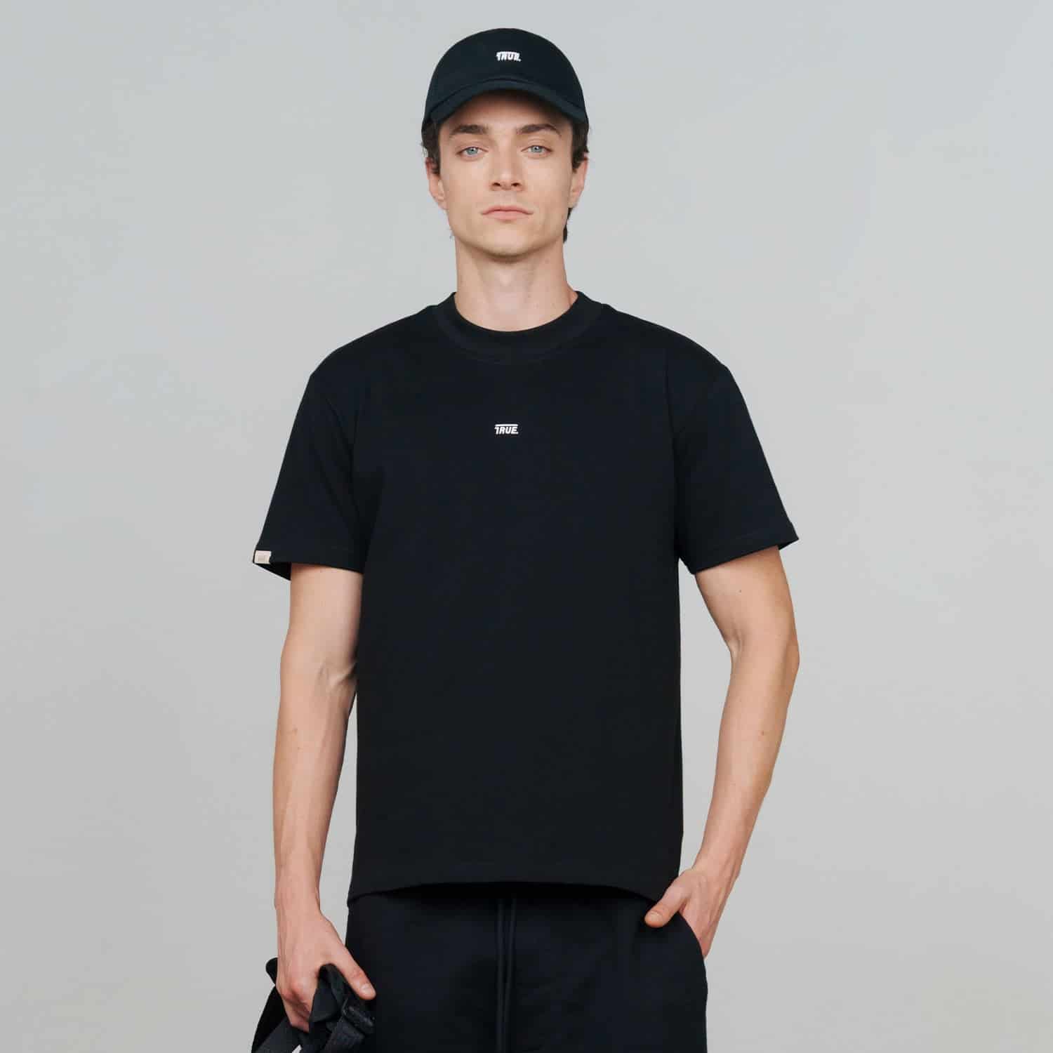 Classic T-Shirt - Black - miniatura 2