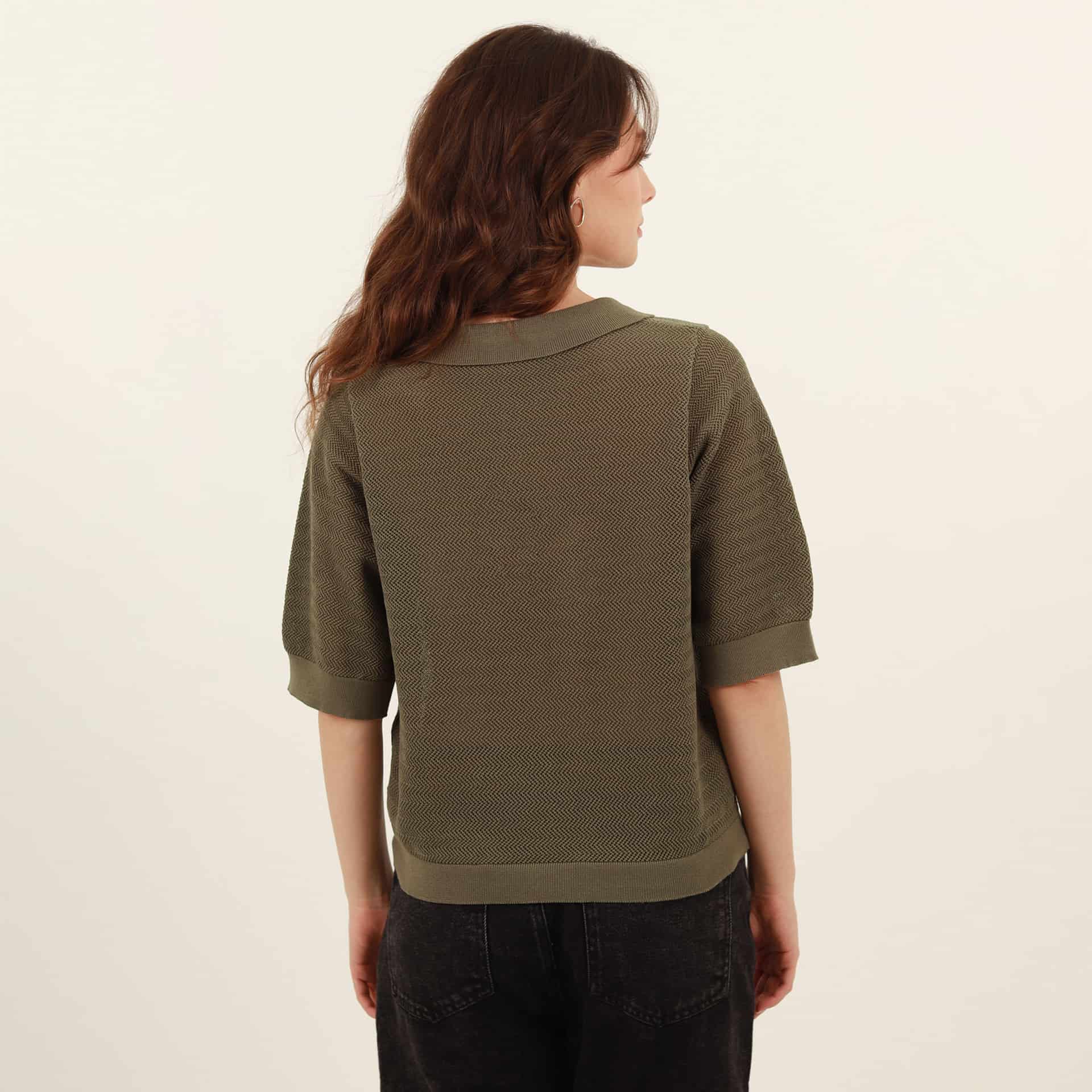 Sweater cuello polo manga corta con textura - miniatura 10